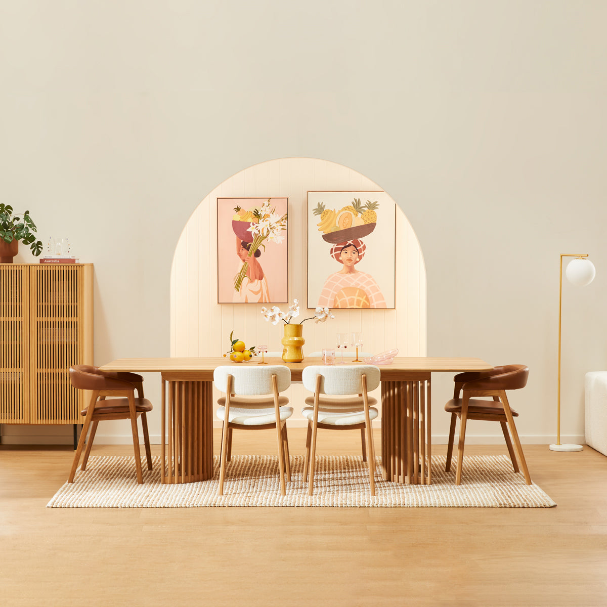 Casablanca Extendable Dining Table - Solid Wood Expandable Kitchen Table for 6 to 10 People | Perfect for Family Gatherings & Dinner Parties