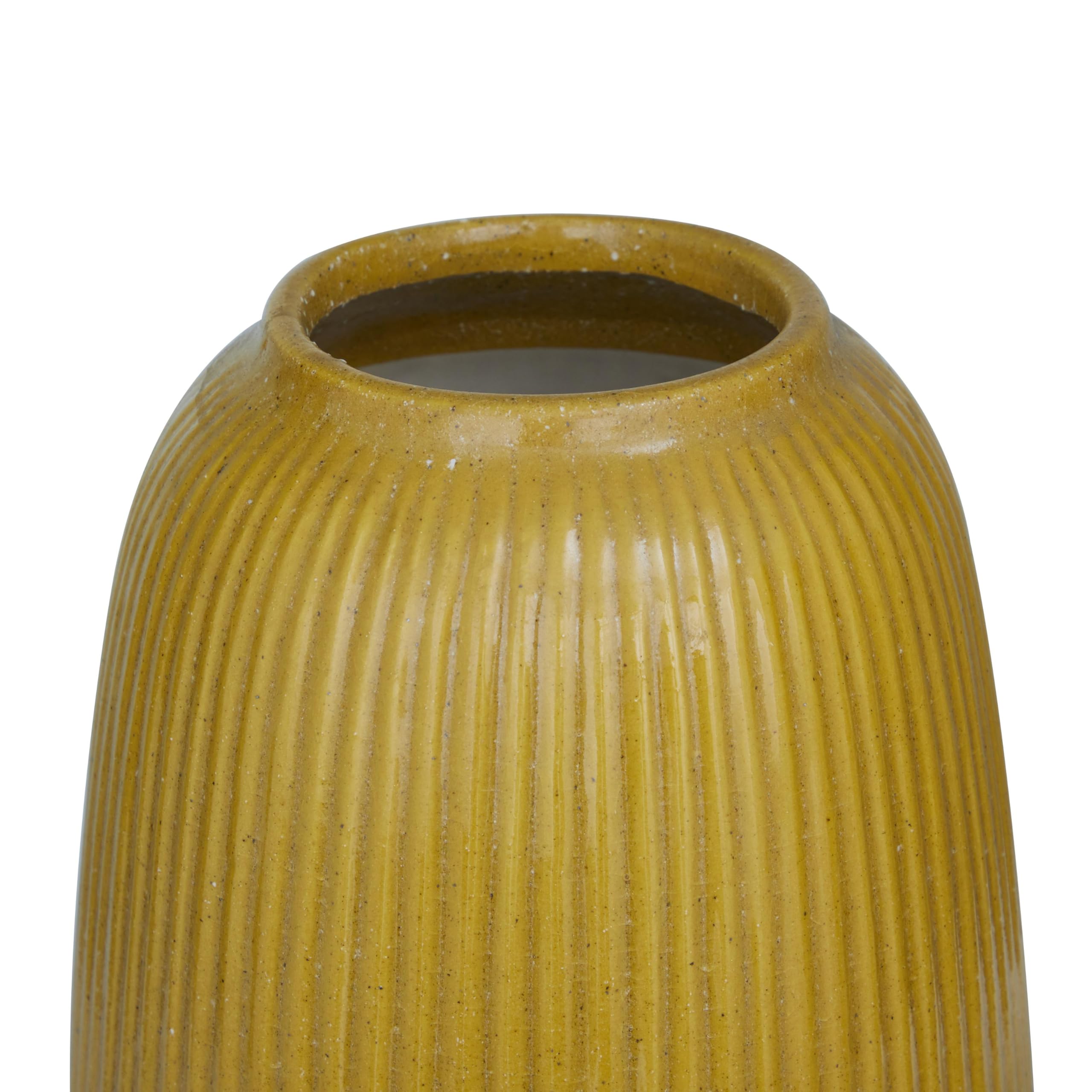 CosmoLiving by Cosmopolitan Ceramic Vase Set of 2 - 18