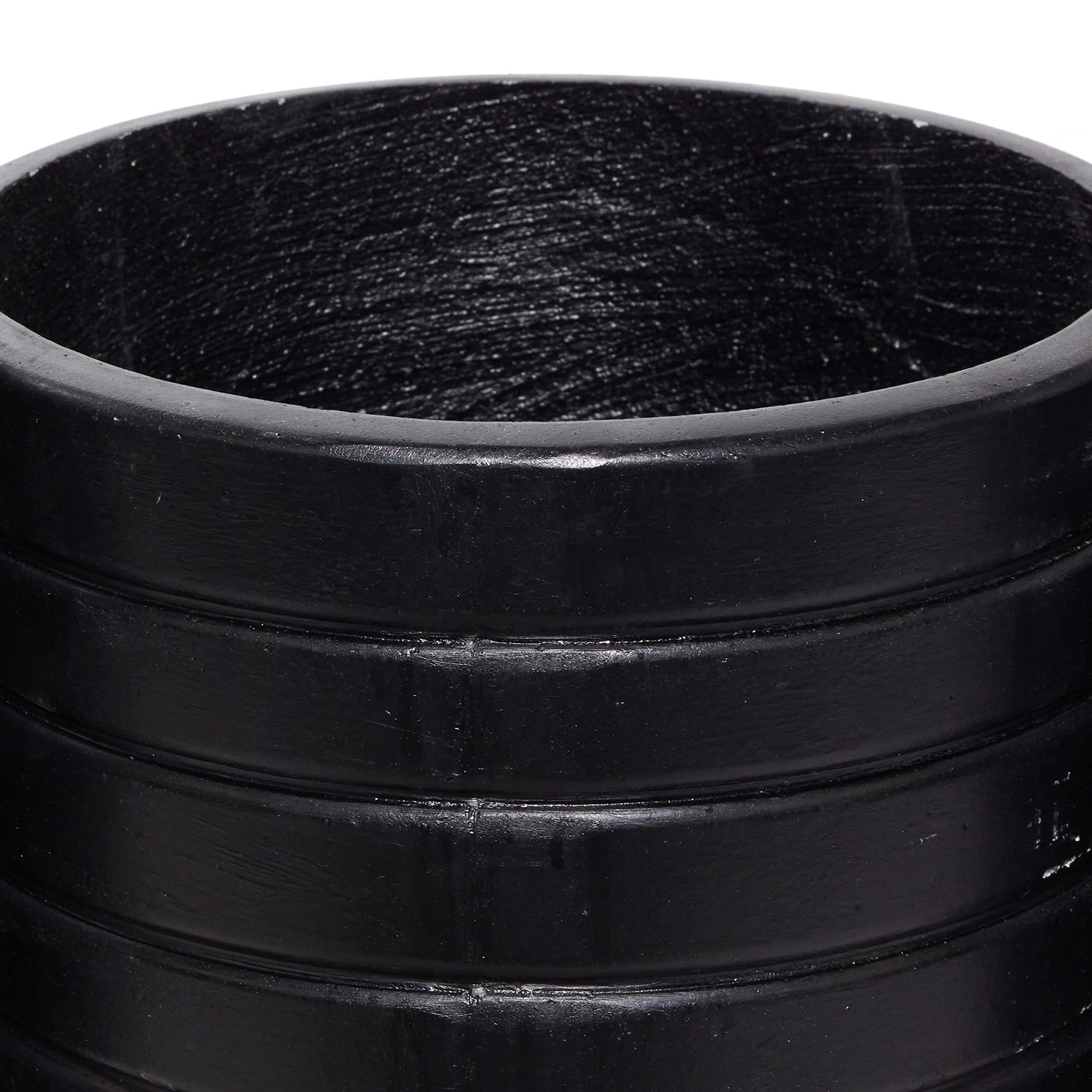 CosmoLiving by Cosmopolitan 46528 Modern Black MgO Indoor Outdoor Planter - Decorative Flower Pot for Plants, Succulents & Herbs - Perfect for Living Room, Kitchen, Office, Patio & Entryway Decor
