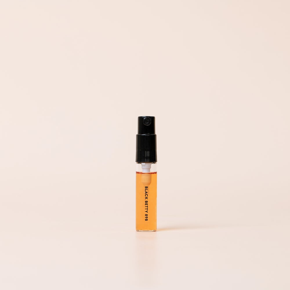 Black Betty 3ml EDP Women's Perfume by Perfume Merchant - Long Lasting Floral Fragrance for Date Night & Special Occasions