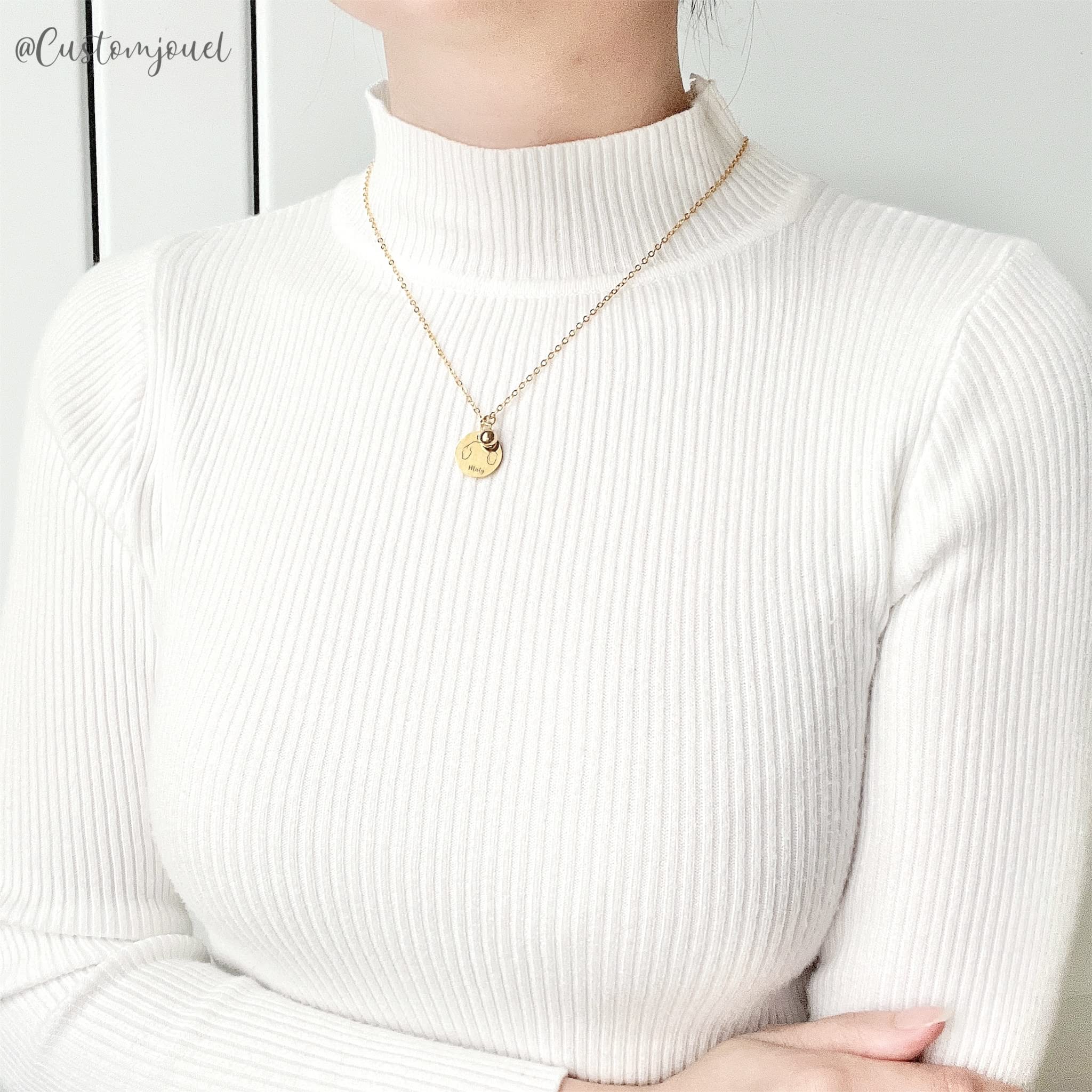 Personalized Dog Breed Necklace - Custom Engraved Dog Ears Pendant with Decorative Ball Charm - Unique Dog Owner Jewelry Gift for Women - Perfect for Pet Lovers, Birthday Presents & Anniversary Gifts