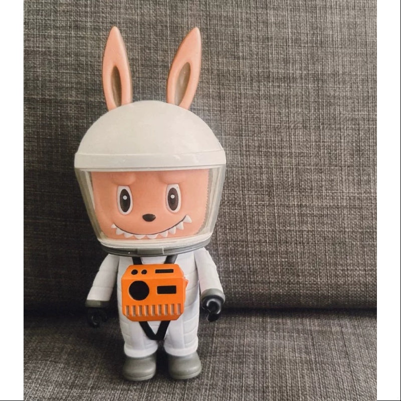 Labubu The Monsters Astronaut White Limited Edition 2019 - Rare Collectible Vinyl Figure for Display & Gift Giving