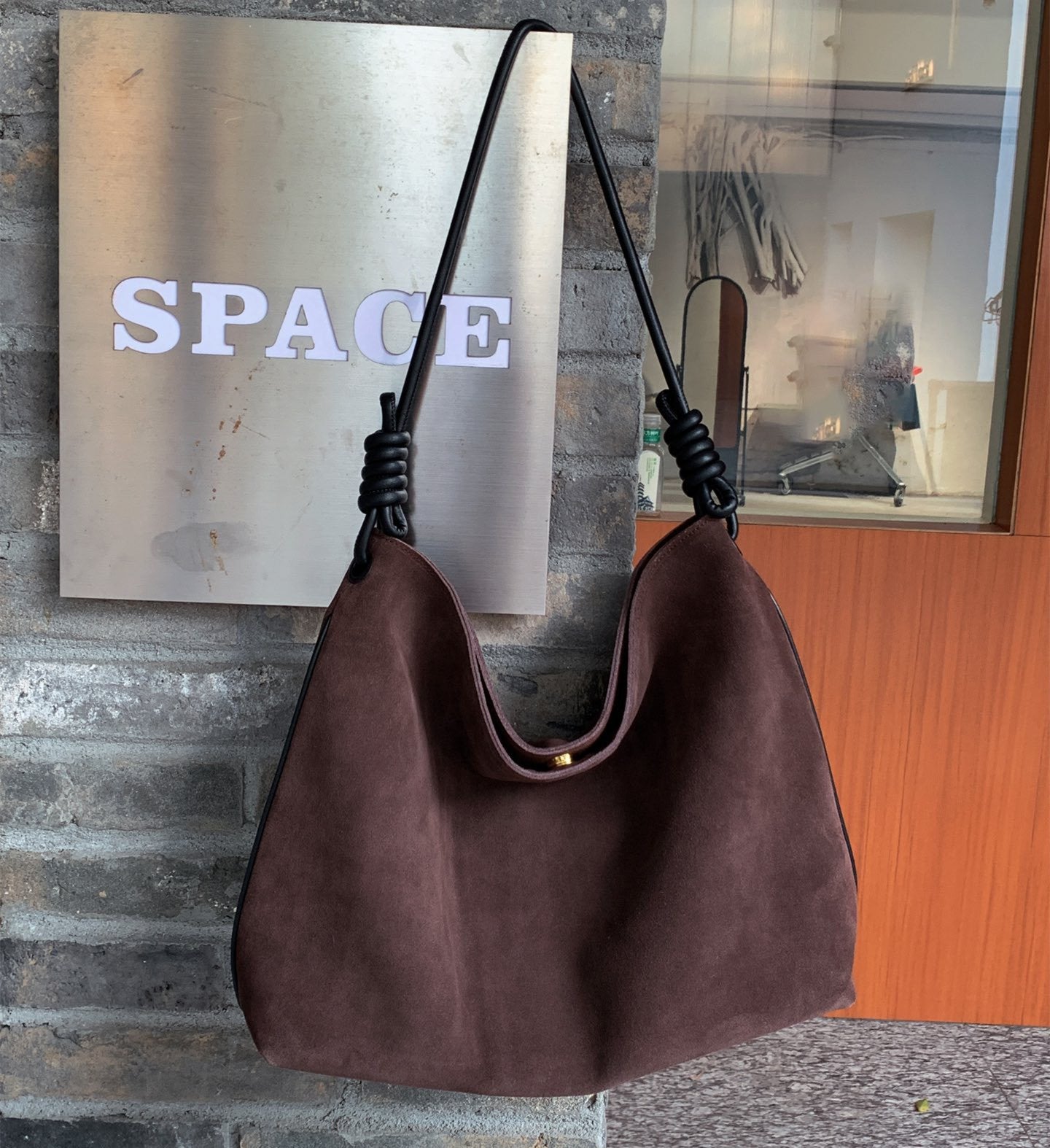 Stylish Women's Tote Bag - Fashionable Large Shoulder Bag for Work, Travel & Shopping - Durable & Spacious Designer Handbag for Everyday Use