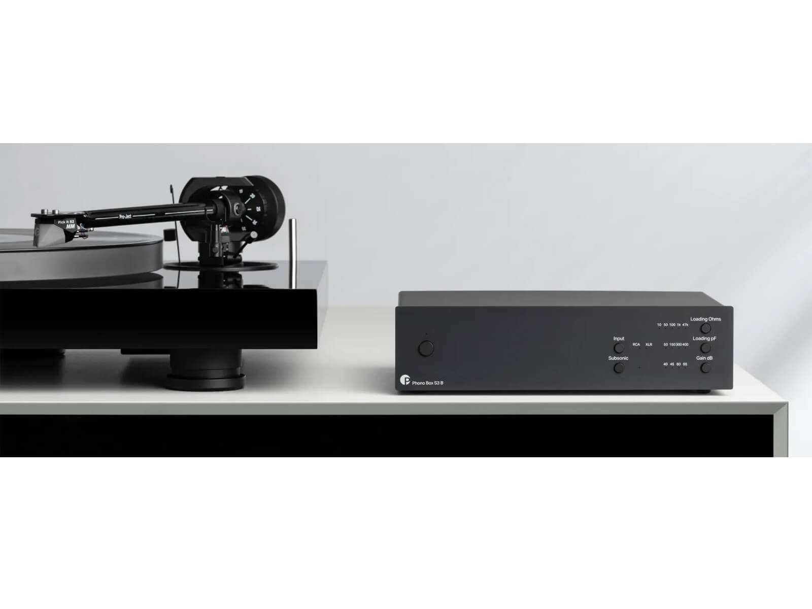 Pro-Ject Phono Box S3 MM/MC Phono Preamplifier - High-End Turntable Preamp for Vinyl Records with RCA Output - Perfect for Home Audio & DJ Setups