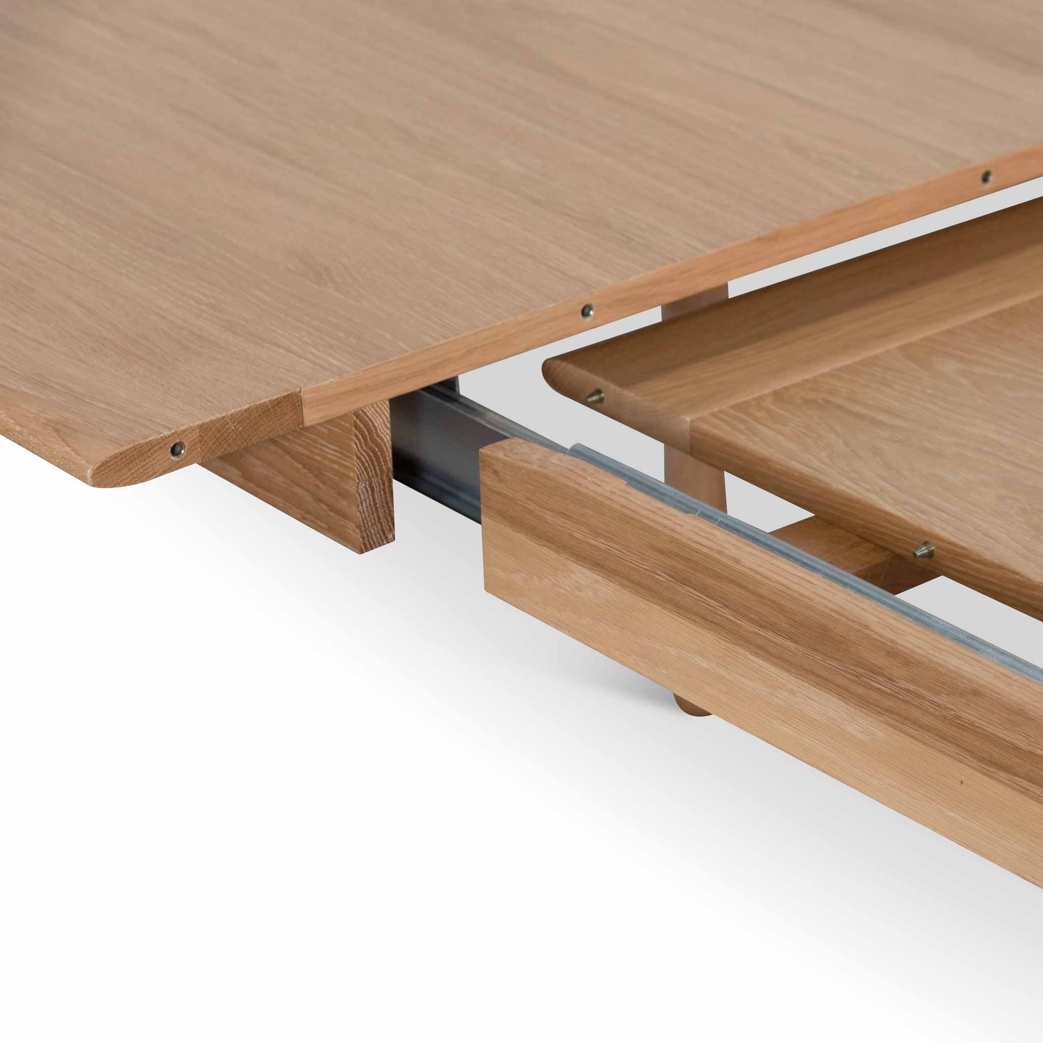 Extendable Dining Table - Solid Wood Expandable Table for 6 to 8 People - Natural Finish - Perfect for Small Spaces & Dinner Parties