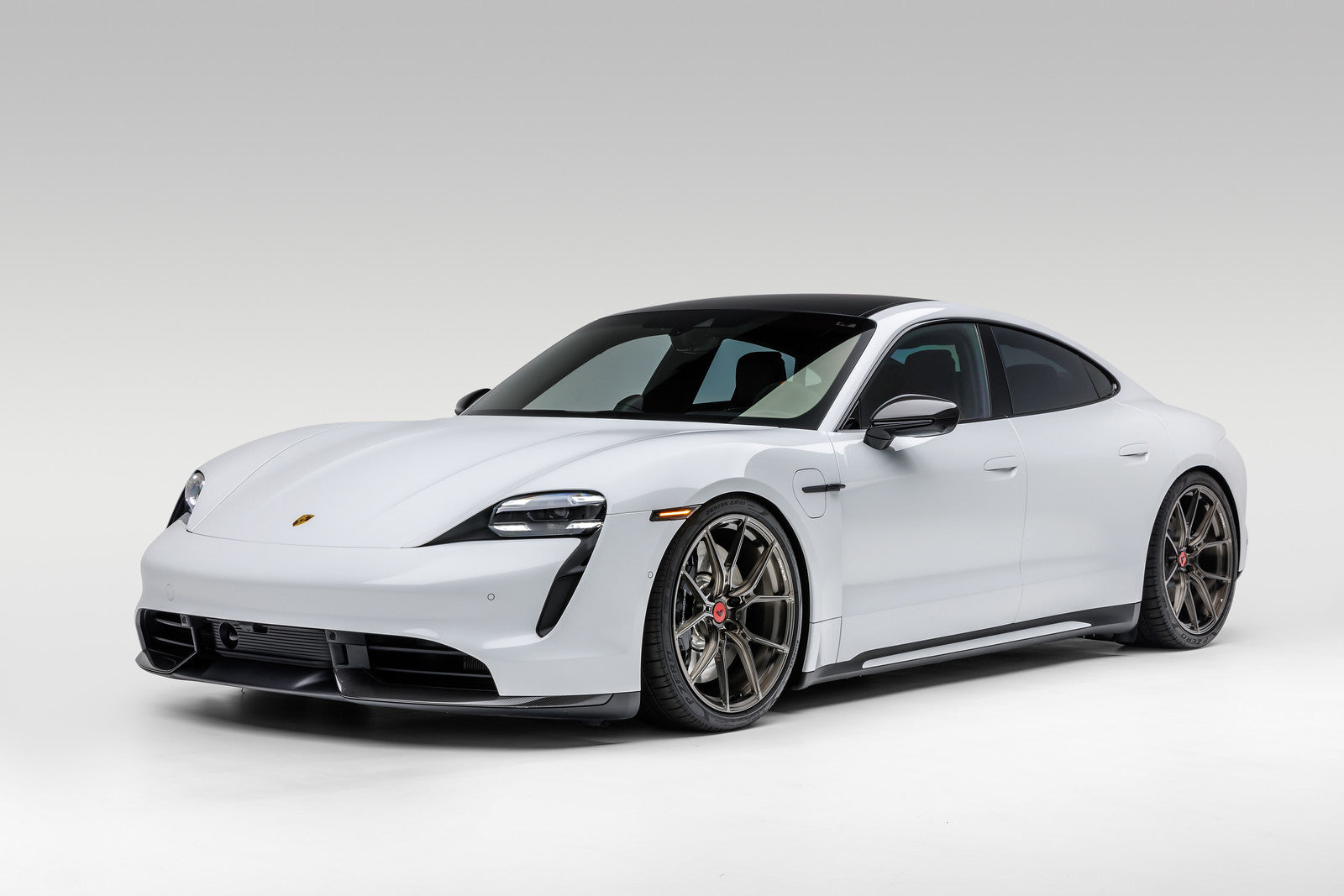 Porsche Taycan 21
