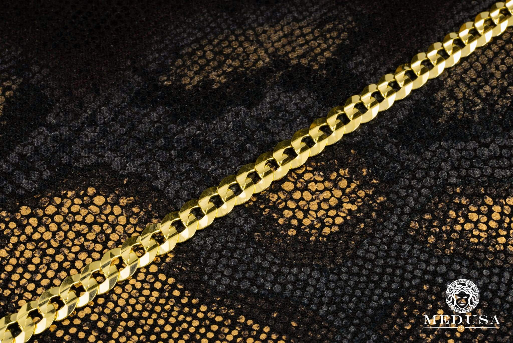 7mm Flat Curb Link Chain Necklace for Women - Dainty Gold & Silver Layering Jewelry - Perfect for Everyday Wear, Gifts & Special Occasions