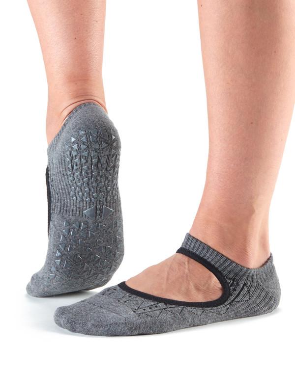 Tavi Noir Chey Grip Socks - Non-Slip Yoga Socks for Women, Pilates, Barre & Workout - Breathable & Comfortable Anti-Skid Socks for Home, Studio & Gym Use