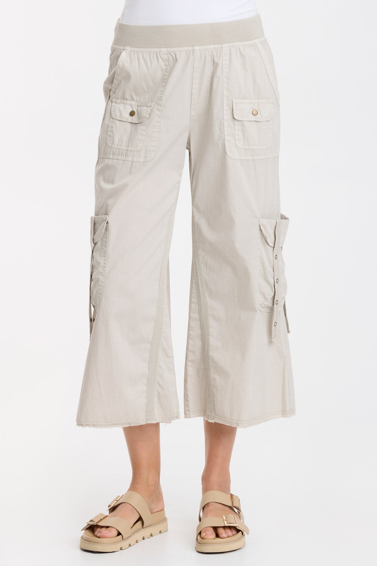 Femke Brio Poplin Cargo Crop Pants for Women - High Waisted Casual Shorts with Pockets | Perfect for Summer Outfits, Travel & Streetwear Fashion