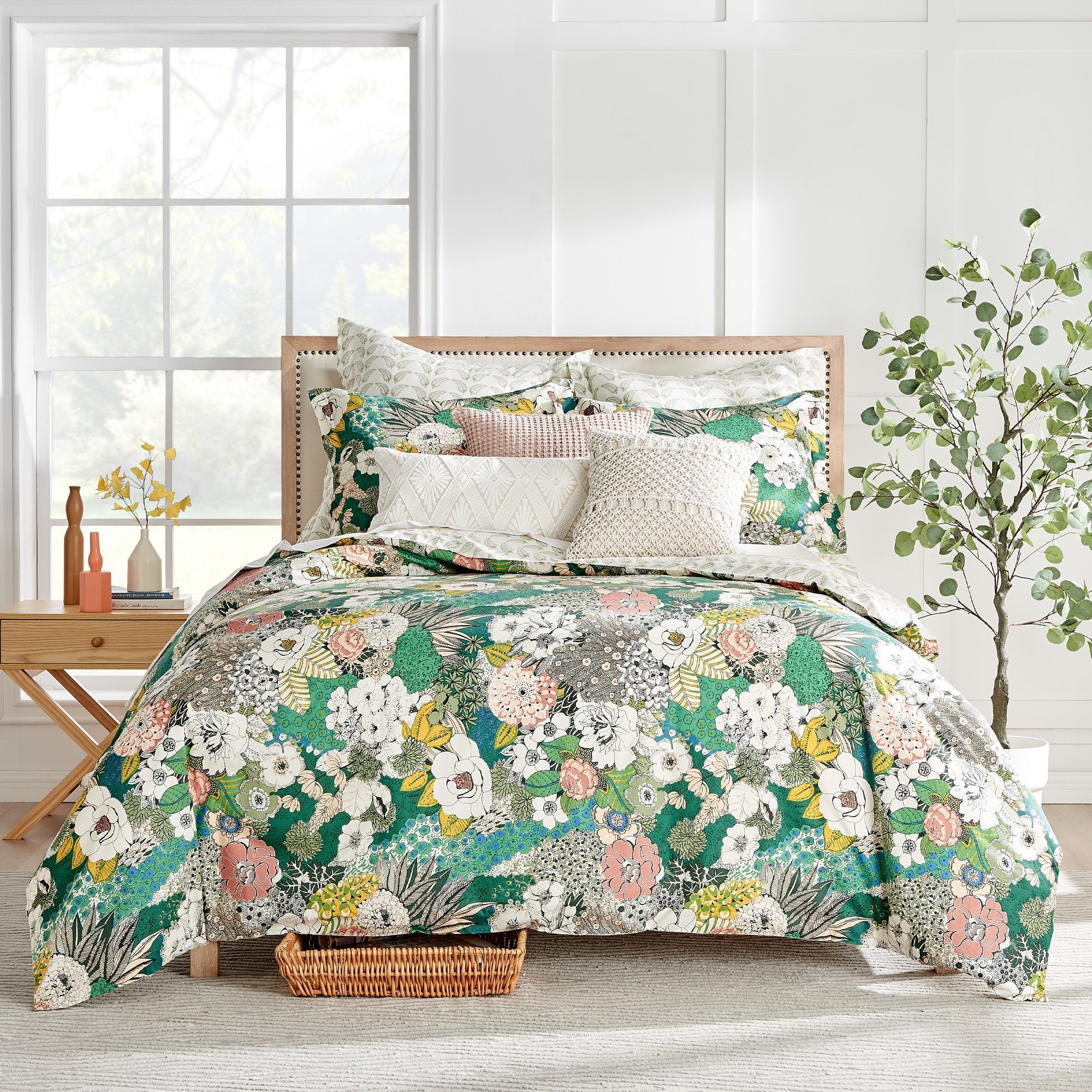 Luxury Bettina Duvet Cover Set - Soft & Breathable Queen/King Size Bedding - Perfect for Master Bedroom, Guest Room & Hotel Decor