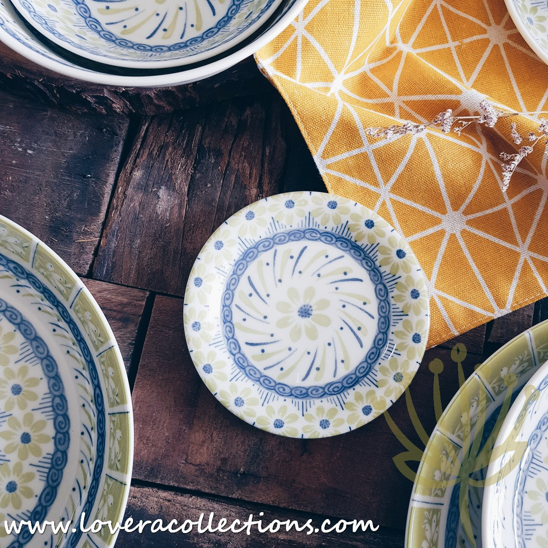 Awasaka Japan Green & Blue Daisy Tea & Dinnerware Set - Elegant Japanese Ceramic Tableware for Tea Time & Dining - Perfect for Home, Restaurants & Gifts