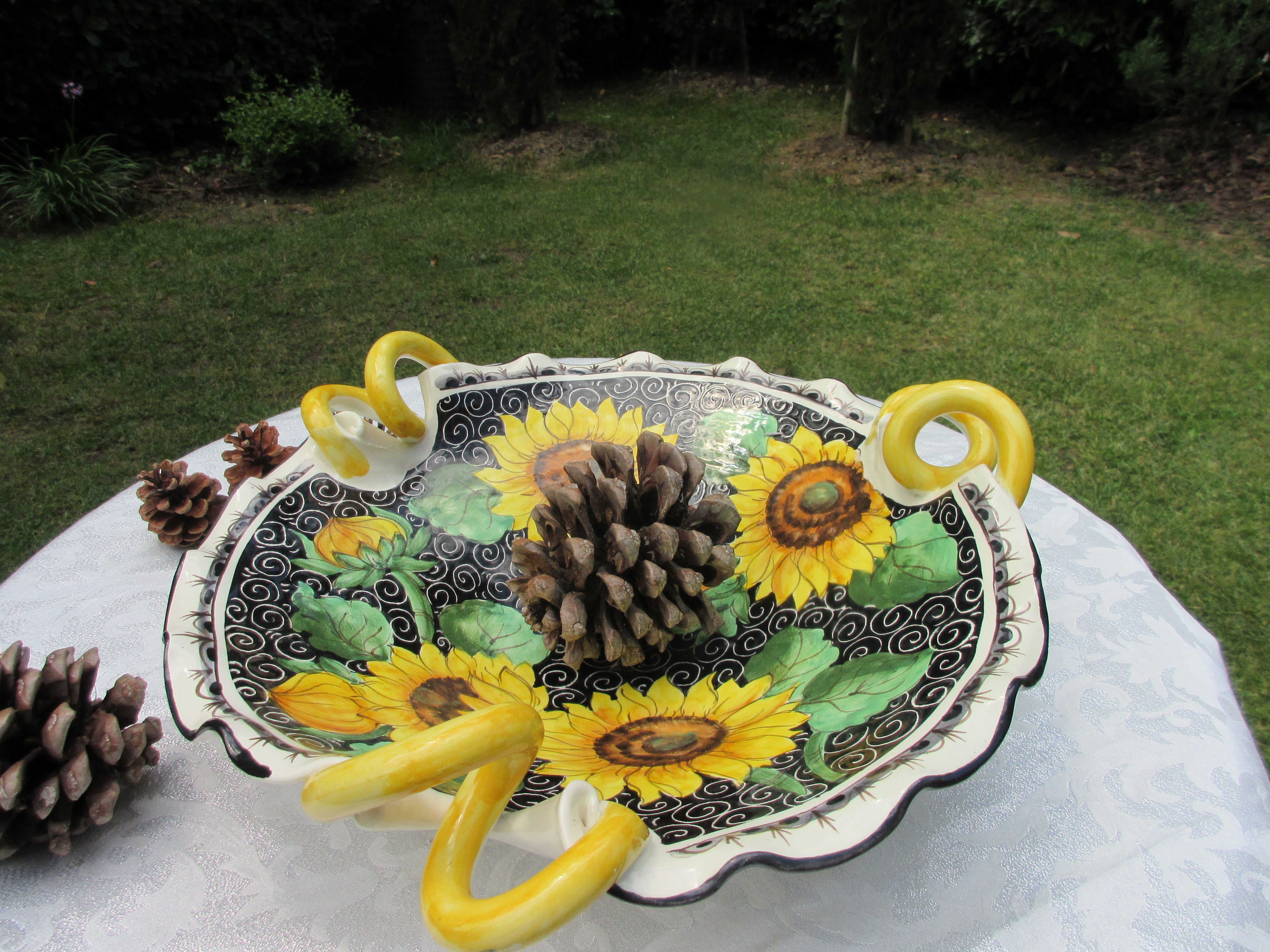 Ceramic Center Basket - Handmade Decorative Storage Bowl for Fruits, Keys & Essentials - Perfect for Kitchen, Dining Table & Living Room Organization