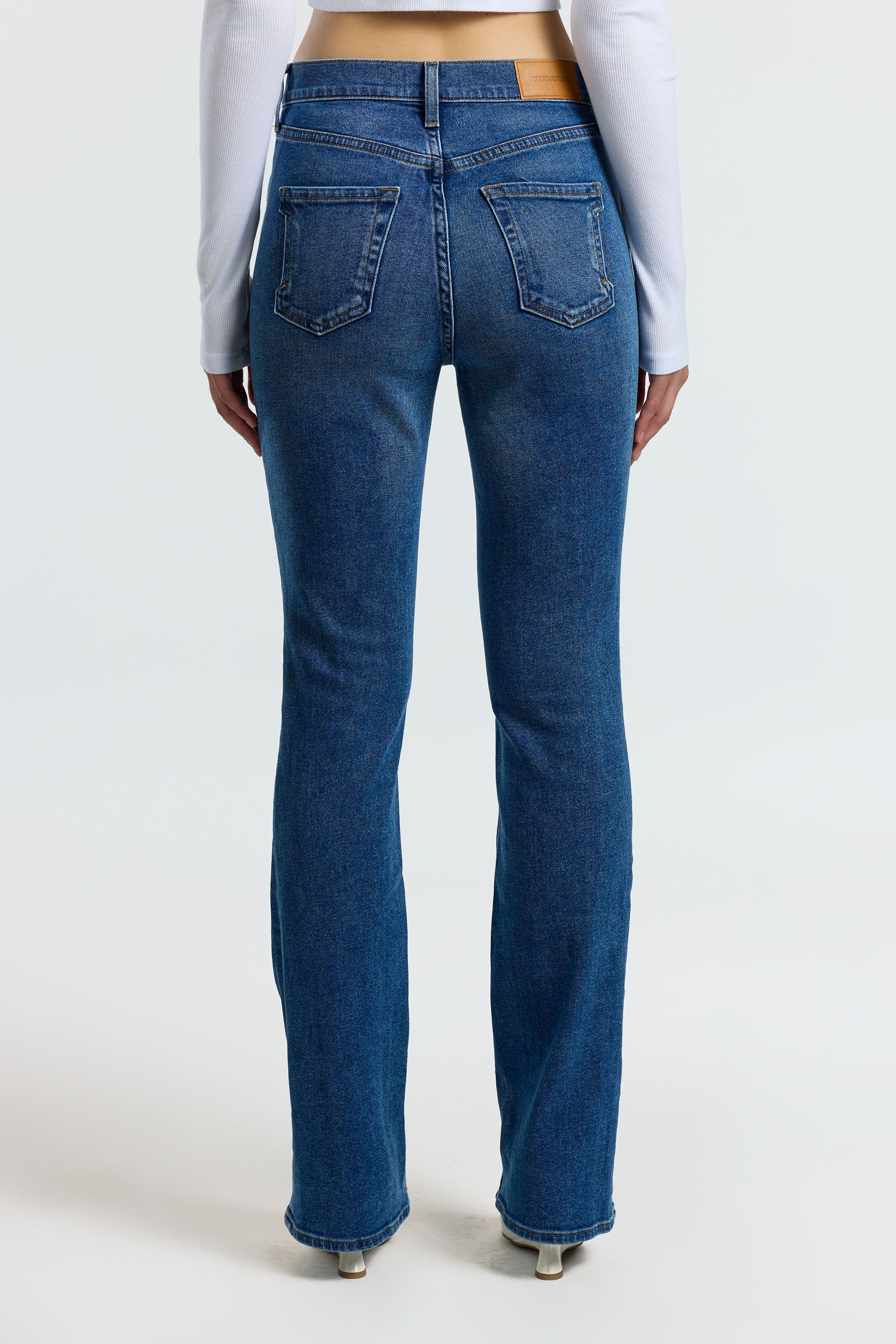 Cindy Jean Crescent - Stylish and Comfortable Women's Jeans for Casual Wear, Work & Everyday Outfits