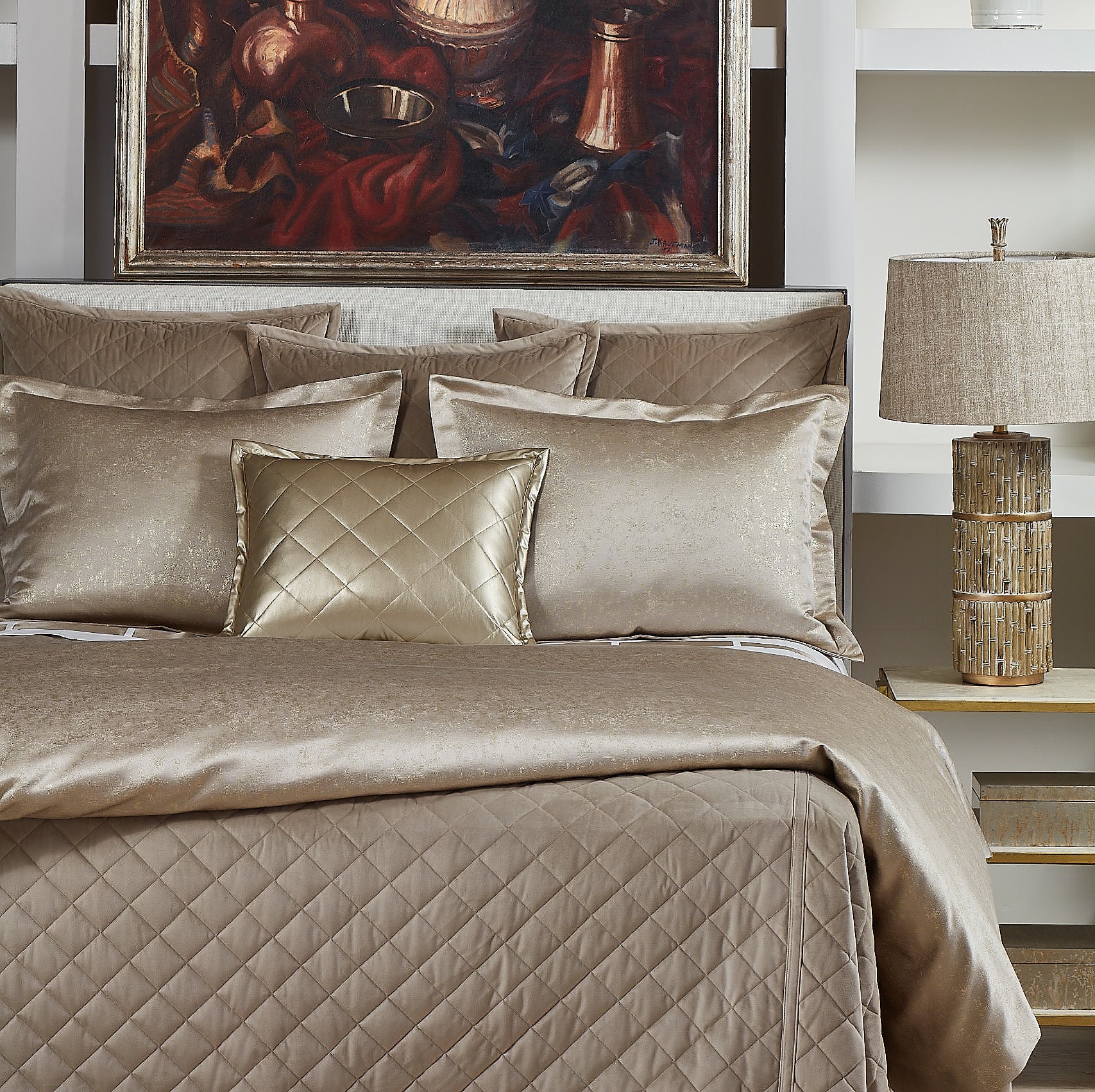 Velvet & Aura Luxury Bedding Set - Soft & Breathable Comforter & Sheet Set for Bedroom - Perfect for Cozy Nights & Elegant Home Decor