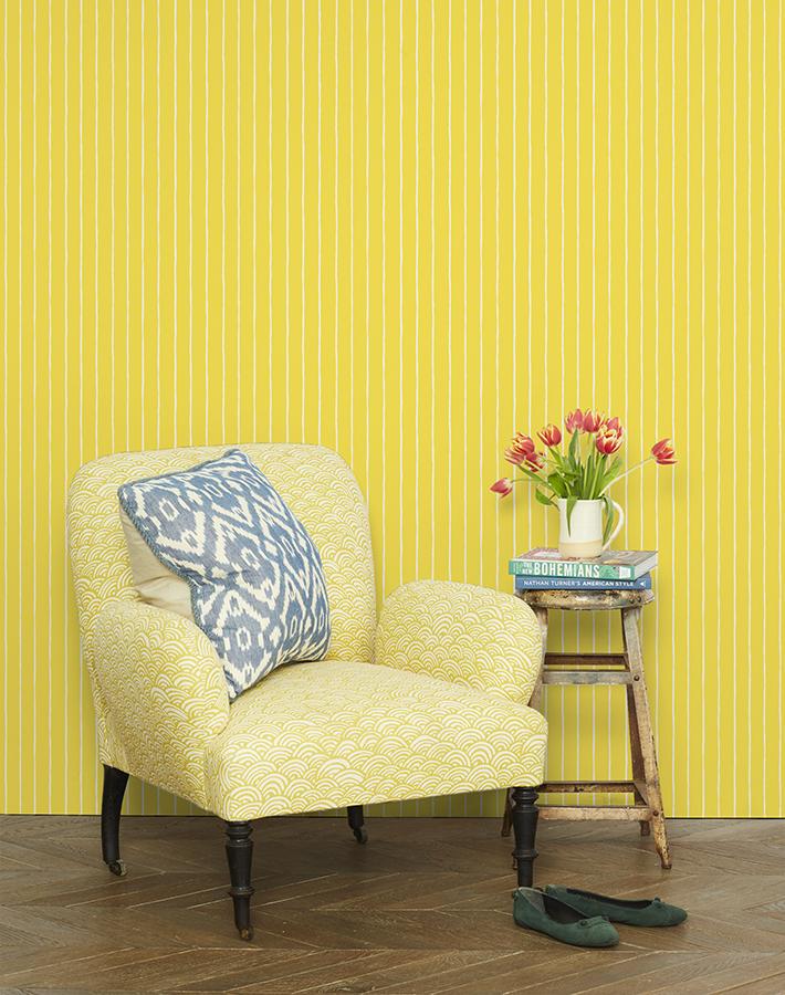 Get In Line Wallpaper by Wallshoppe - Daffodil Floral Peel & Stick Wallpaper for Bedroom, Living Room, Nursery | Easy to Install & Removable Decor