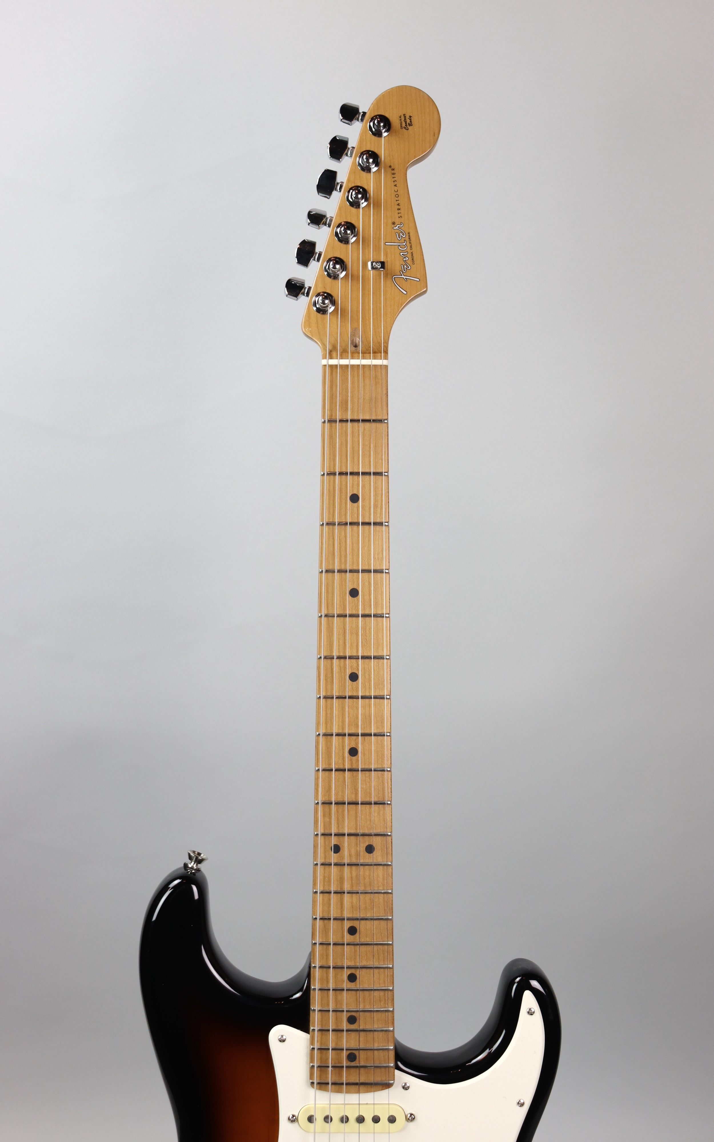 Fender American Professional II Stratocaster Roasted Maple Guitar with Mustang LT50 Amp - Limited Edition 2-Color Sunburst Bundle for Home Studio & Live Performance