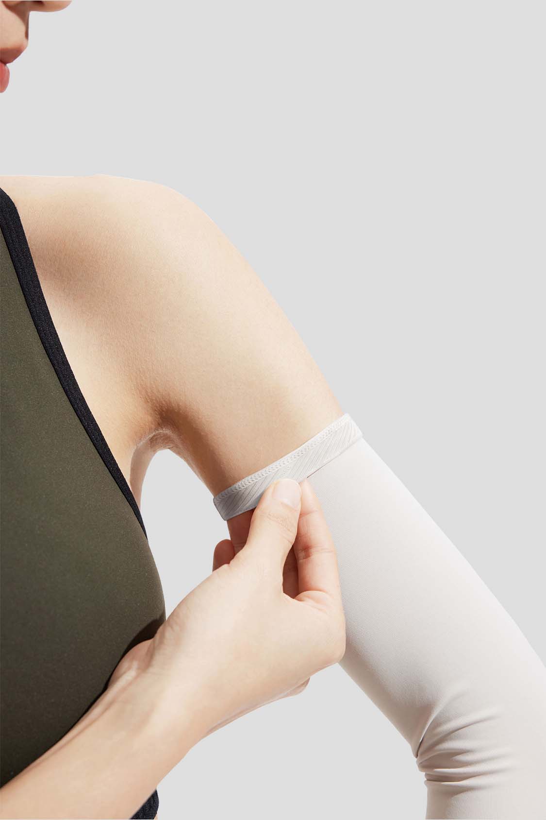 Aero Women's Cooling Sun Sleeves UPF 150+ UV Protection Arm Sleeves for Outdoor Activities, Running, Hiking & Driving
