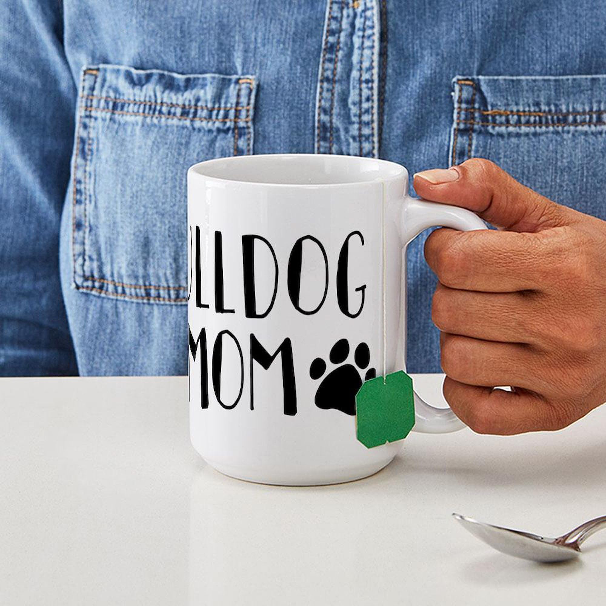 Bulldog Mom Ceramic Coffee Mug 15 oz (444 ml) - Perfect Gift for Bulldog Lovers, Ideal for Home, Office & Coffee Breaks