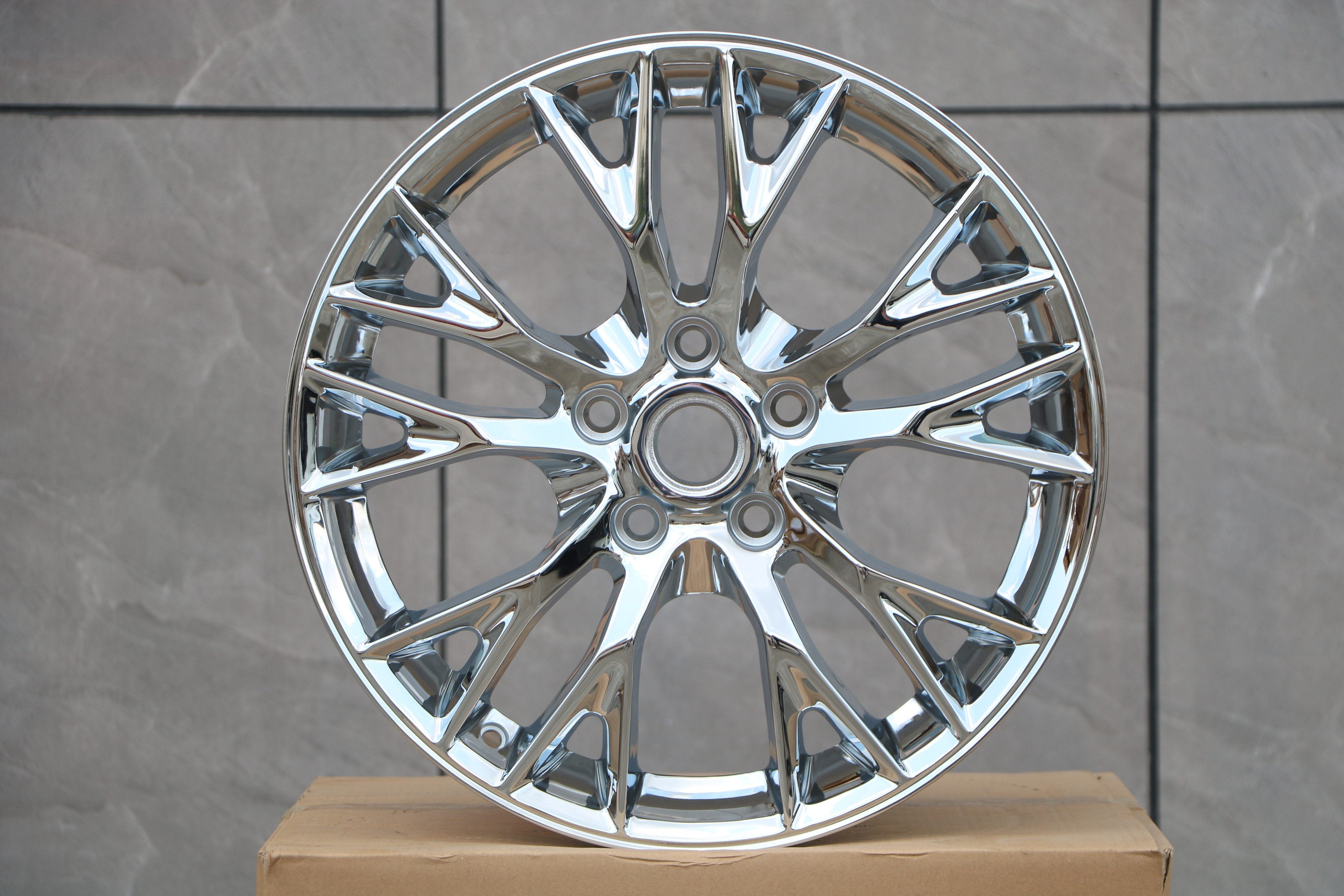 18/19/20 Inch Z06 Style Wheels for Chevy Corvette C6 & C7 - High Performance Alloy Rims for Racing & Street Driving