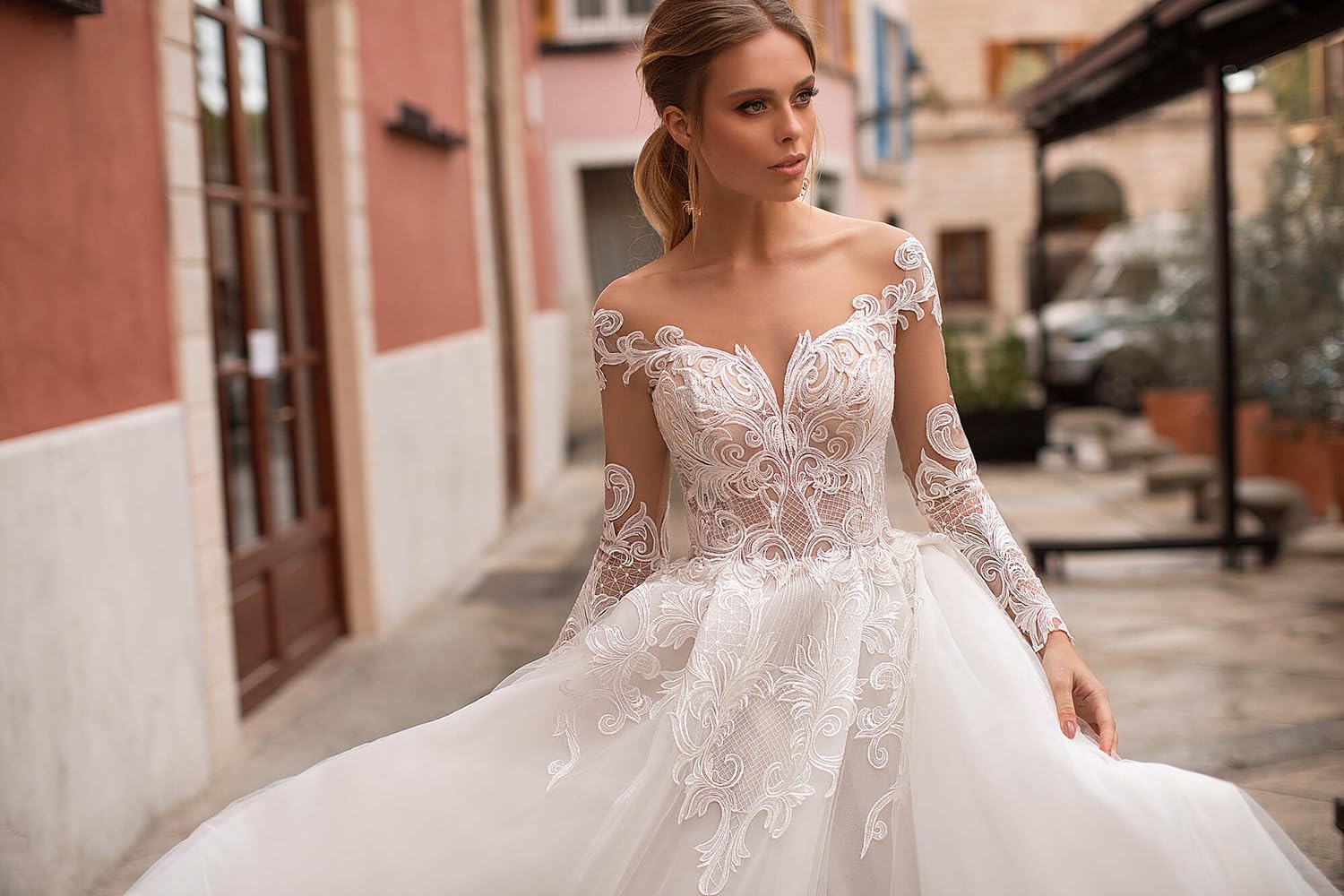 Elegant Lace Mermaid Wedding Dress with Sleeves - 2024 Beach Bride Gown for Women | Perfect for Beach Weddings, Destination Ceremonies & Romantic Photos