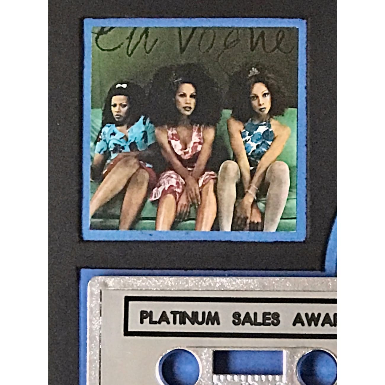 En Vogue EV3 RIAA Platinum Album Award - Official Music Collectible for Fans & Display - Perfect for Home Decor, Music Studios & Award Collections