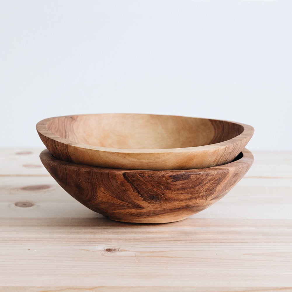 Hand Carved Wild Olive Wood Bowl - Medium Size, Natural Wooden Serving Bowl for Salads, Fruits, Nuts - Perfect for Kitchen, Dining Table & Rustic Home Decor