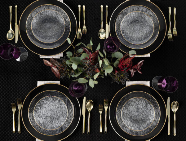 24-Pack Clear & Gold Rim Round Plastic Dinnerware Set for 12 Guests - Elegant Disposable Plates, Cups & Cutlery for Parties, Weddings & Holiday Gatherings