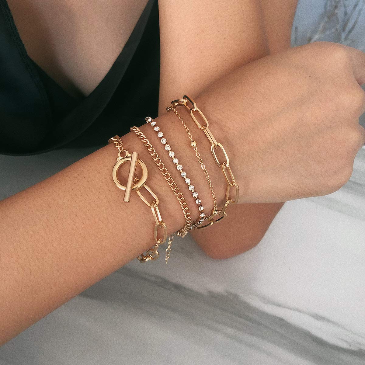 Elegant Gold Bracelets for Women - Dainty Boho Stackable Bracelet Set, Chunky Layered Link Bangles - Perfect for Everyday Wear, Gift Giving & Boho Fashion Accessories
