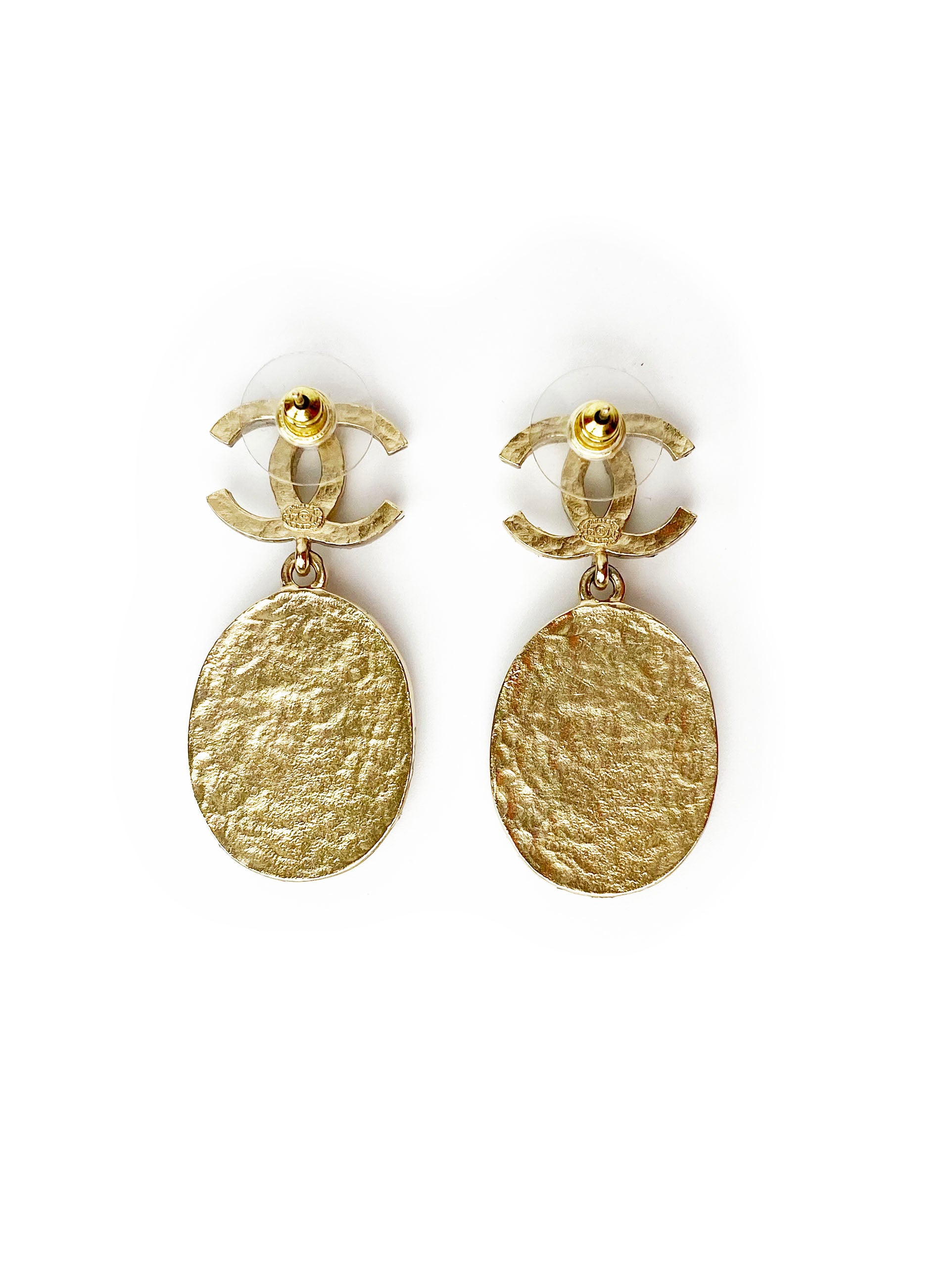 Chanel Light Gold CC Oval Crown Earrings – Luxury Fashion Jewelry for Women, Perfect for Parties, Weddings & Special Occasions