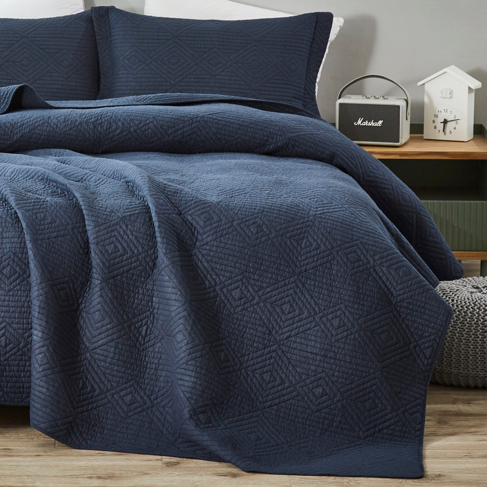 Luxury Diamond Navy Blue Coverlet Set - Queen Size Bedding for Elegant & Cozy Bedroom Decor | Perfect for Master Bedrooms, Guest Rooms & Hotels