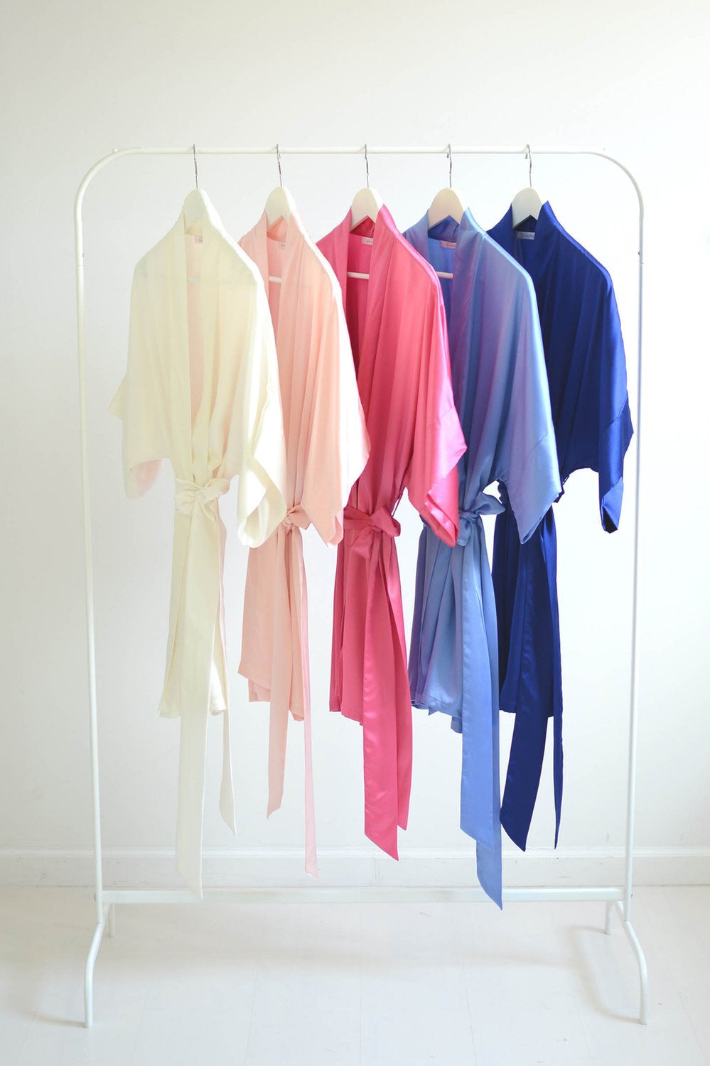 Elegant Samantha Silk Kimono Robe for Brides & Bridesmaids - Cool Blue & Pink Colors - Perfect for Wedding Prep, Bachelorette Parties & Spa Days