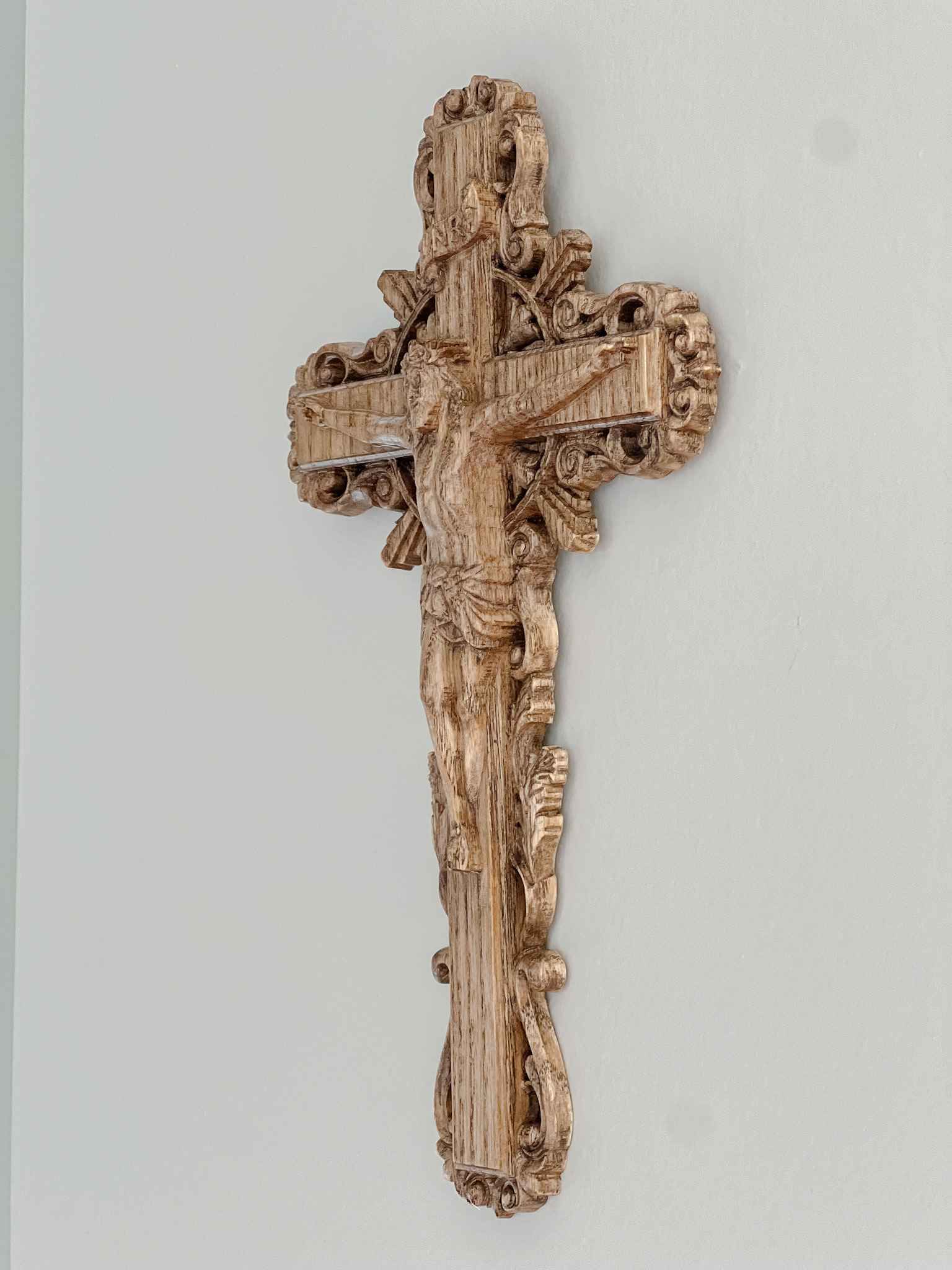 Ornate Crucifix - Elegant Religious Cross Pendant for Necklace - Perfect for Church, Gifts, and Devotional Jewelry