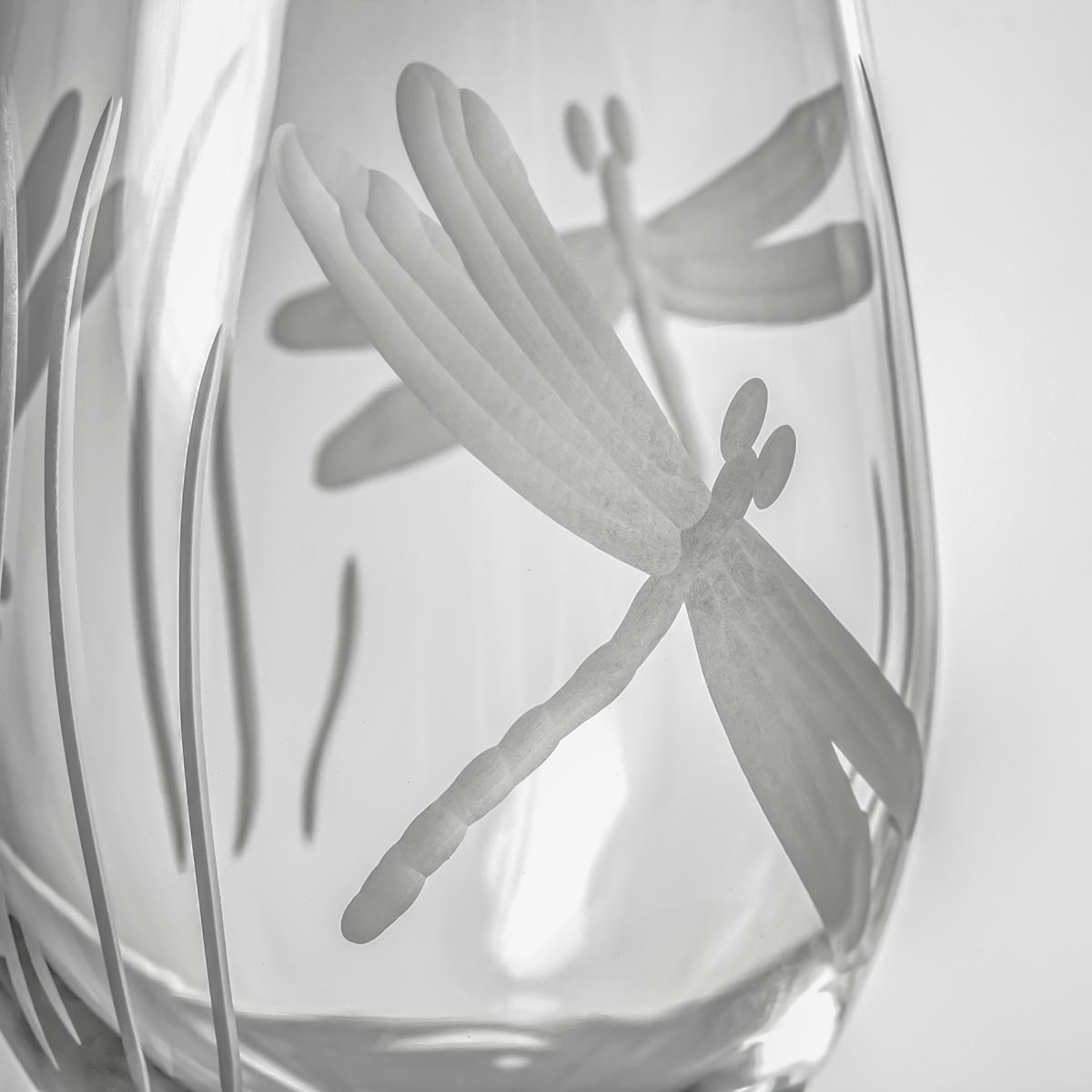 Premium Dragonfly 18oz All-Purpose Wine Glasses Set of 12 - Perfect for Red Wine, White Wine, Cocktails & Water - Ideal for Parties, Weddings, Restaurants & Home Entertaining