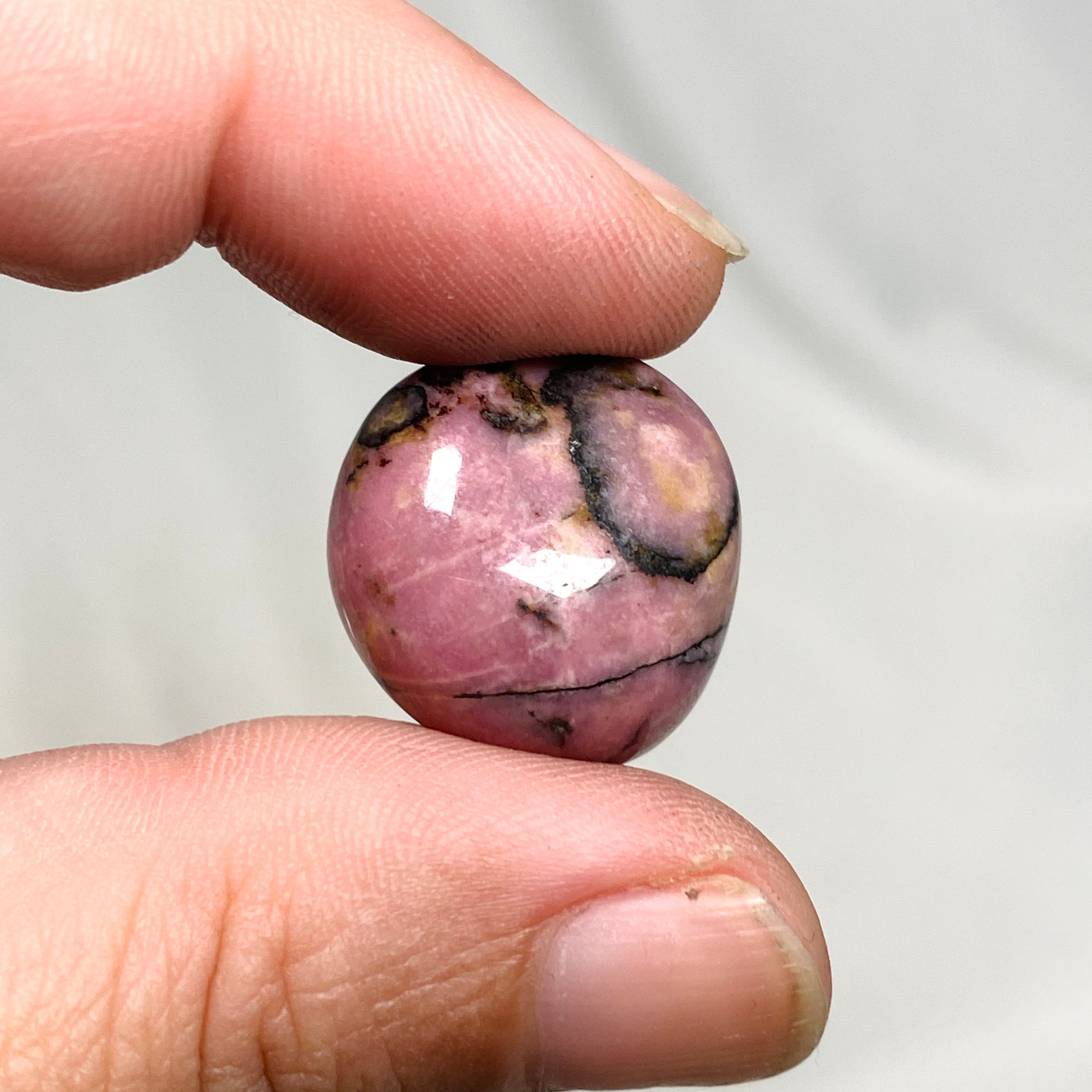 Natural Rhodonite Tumbled Stones for Healing, Meditation & Jewelry Making - Perfect for Reiki, Chakra Balancing & Home Decor