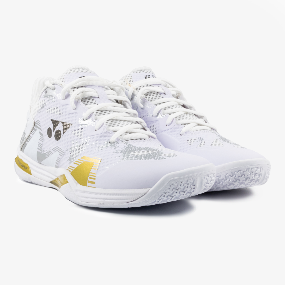 Yonex Eclipsion Z3 Men's Badminton Shoes - White/Gold - Lightweight & Breathable for Court Sports - Perfect for Badminton, Tennis & Indoor Games
