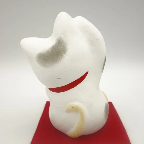 Nagahama Doll Japanese Maneki Neko (Beckoning Cat) White Lucky Cat Figurine - Traditional Japanese Fortune Charm for Home, Office & Gift Giving