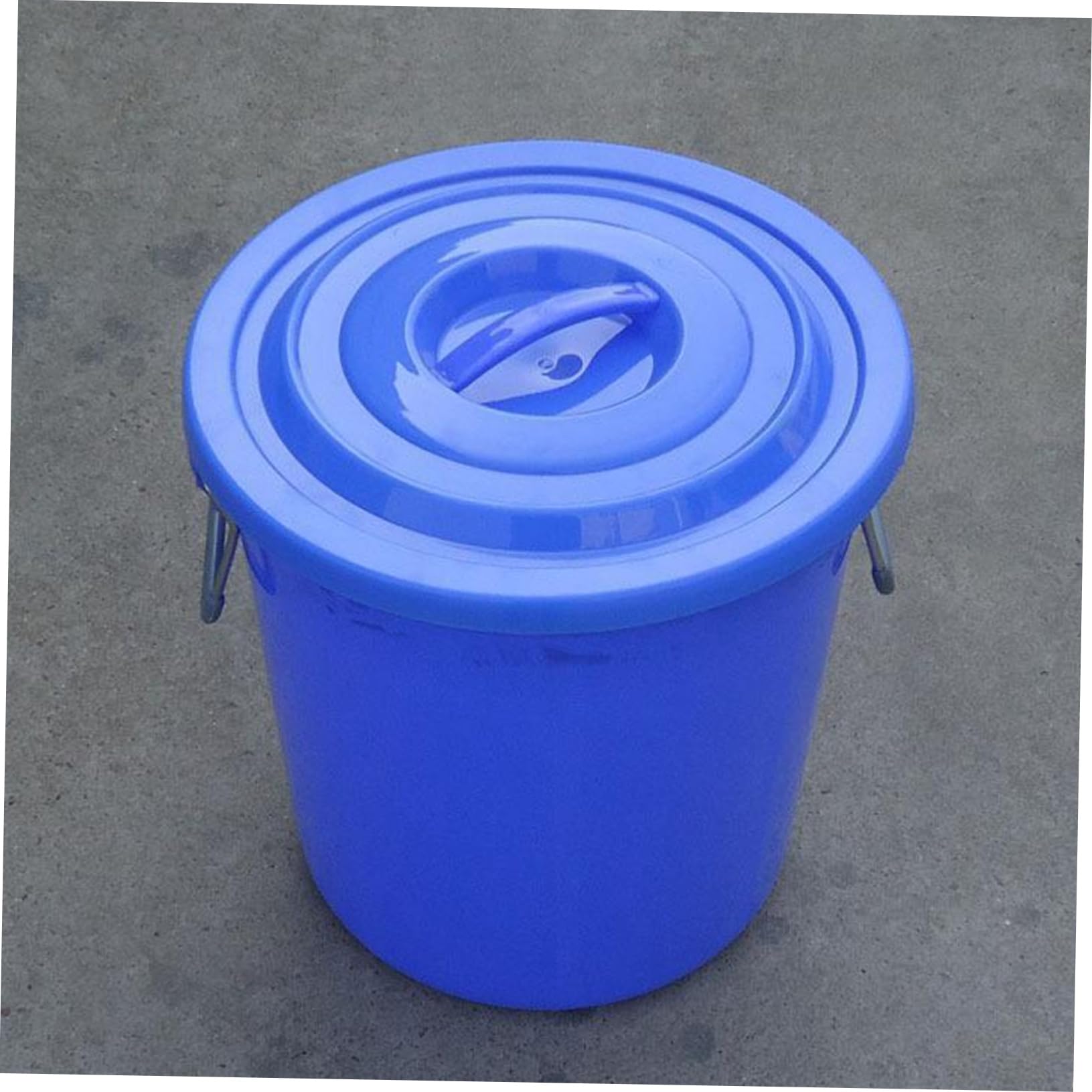 Durable Plastic Trash Can Lid Cover - Heavy Duty Outdoor Garbage Bin Protector, Easy Installation Waste Container Accessory for Patio, Garage & Backyard Use