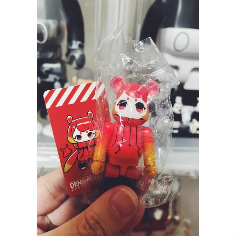 Bearbrick Series 40 ARTIST Denshitako no.3 100% Collectible Figure - Limited Edition Japanese Vinyl Art Toy for Display & Collection (Home Decor, Office Display, Gift for Anime Fans)