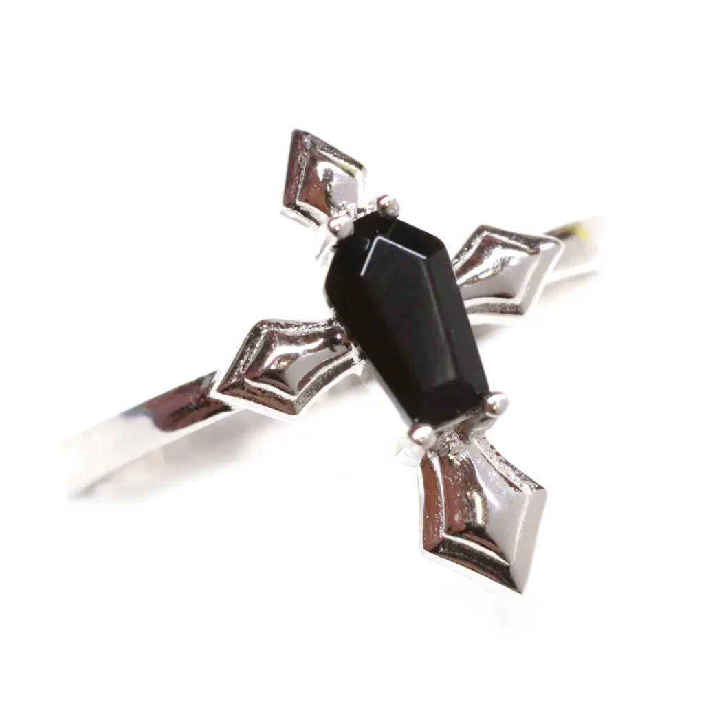 Charlie Ring - Elegant & Durable Stainless Steel Ring for Men & Women - Perfect for Weddings, Anniversaries & Everyday Fashion Accessories