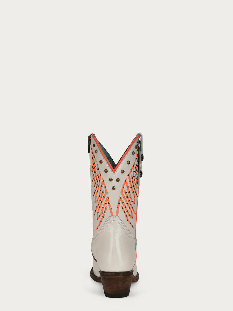 F1311 M Corral Women's White Western Cowgirl Leather Studded Boots - Perfect for Rodeo, Country Dancing & Fashion Outfits