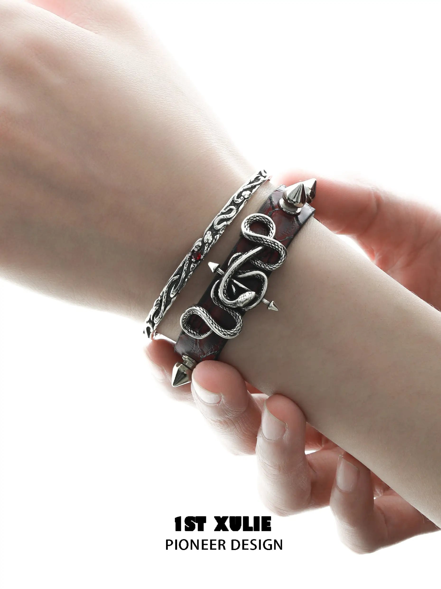 Snake Bite S925 Sterling Silver Crystal Bangle Bracelet™ - Elegant Jewelry for Women, Perfect for Parties, Weddings & Everyday Wear