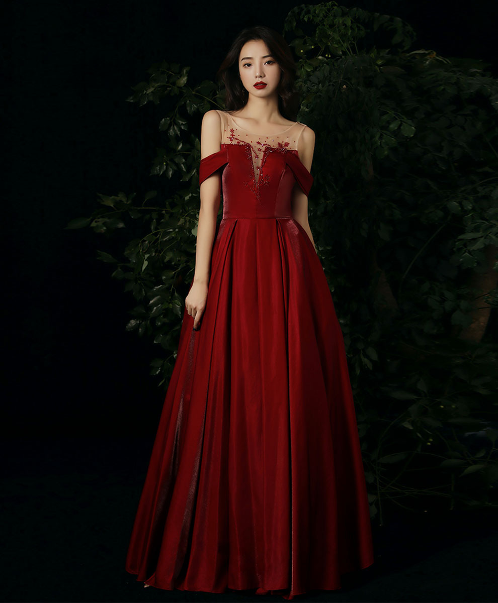 Elegant Burgundy Beaded Round Neck Long Prom Dress for Women - Perfect for Graduation, Formal Events & Evening Gala