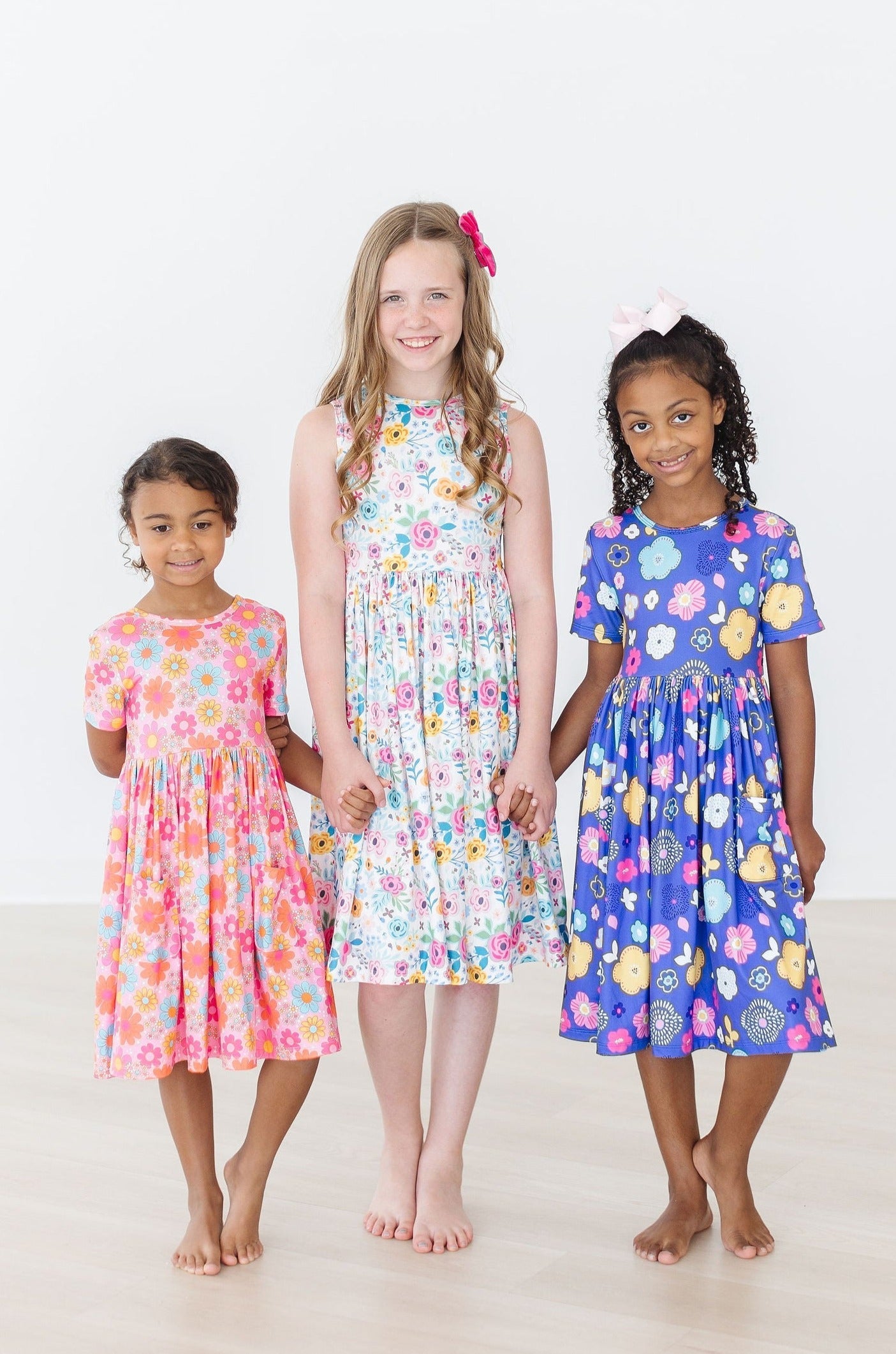 Floral Print Summer Short Sleeve Twirl Dress with Pockets - Perfect for Beach Vacations, Garden Parties & Casual Outings