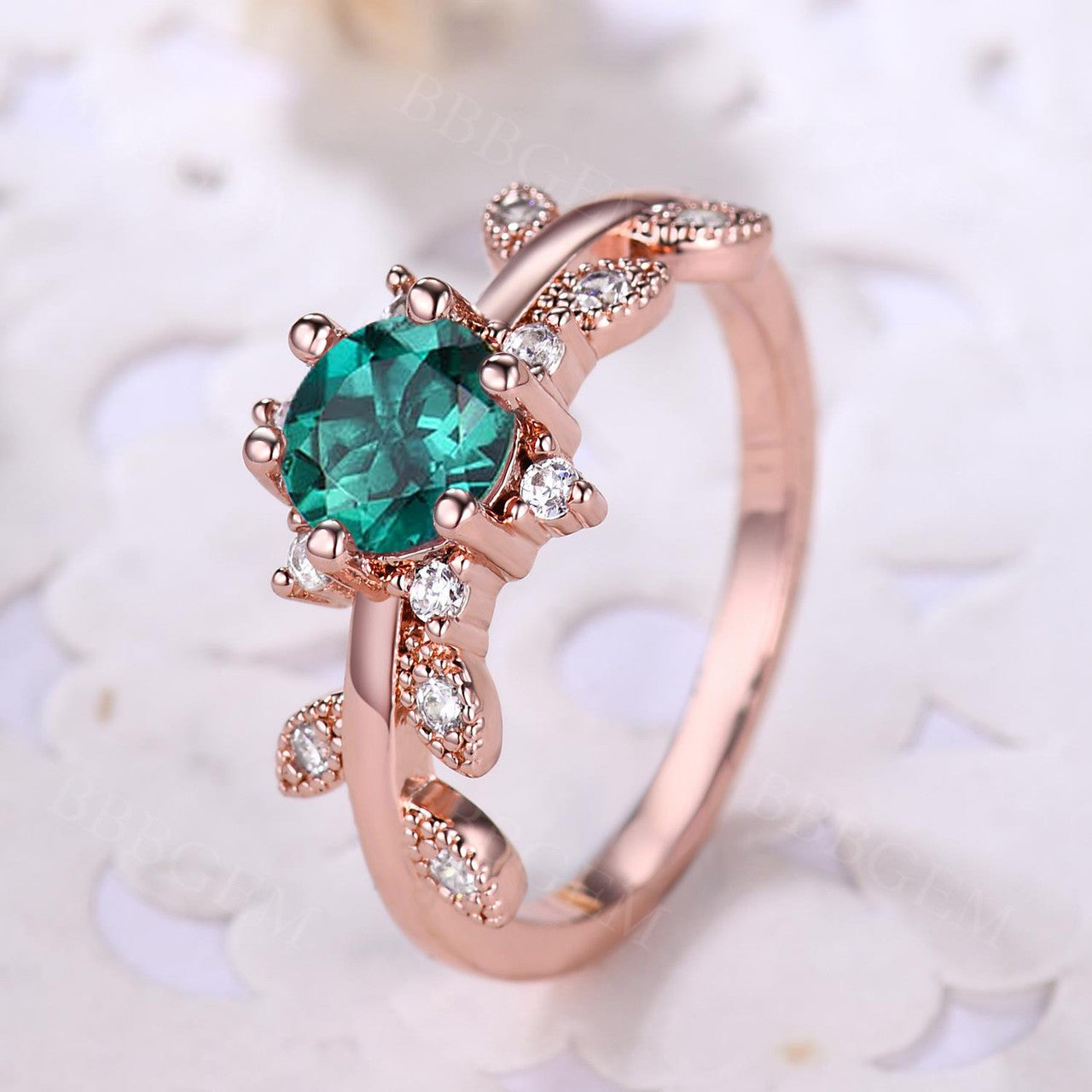 Emerald Leaf Engagement Ring for Women - 14K Gold Green Gemstone Wedding Band, Anniversary Gift for Her - Perfect for Proposals, Bridal Jewelry & Special Occasions