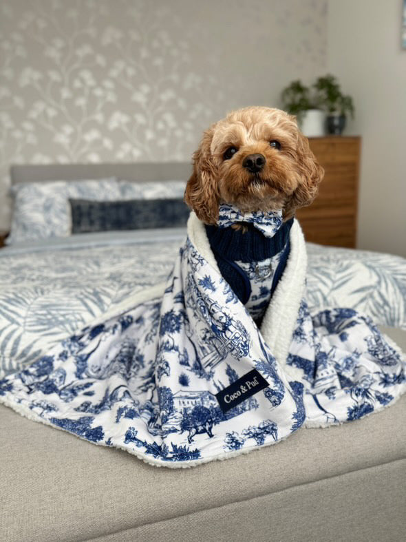 Luxury Navy Blue Dog Blanket - Soft & Cozy Pet Blanket for Small, Medium & Large Dogs - Perfect for Beds, Couches & Travel Use