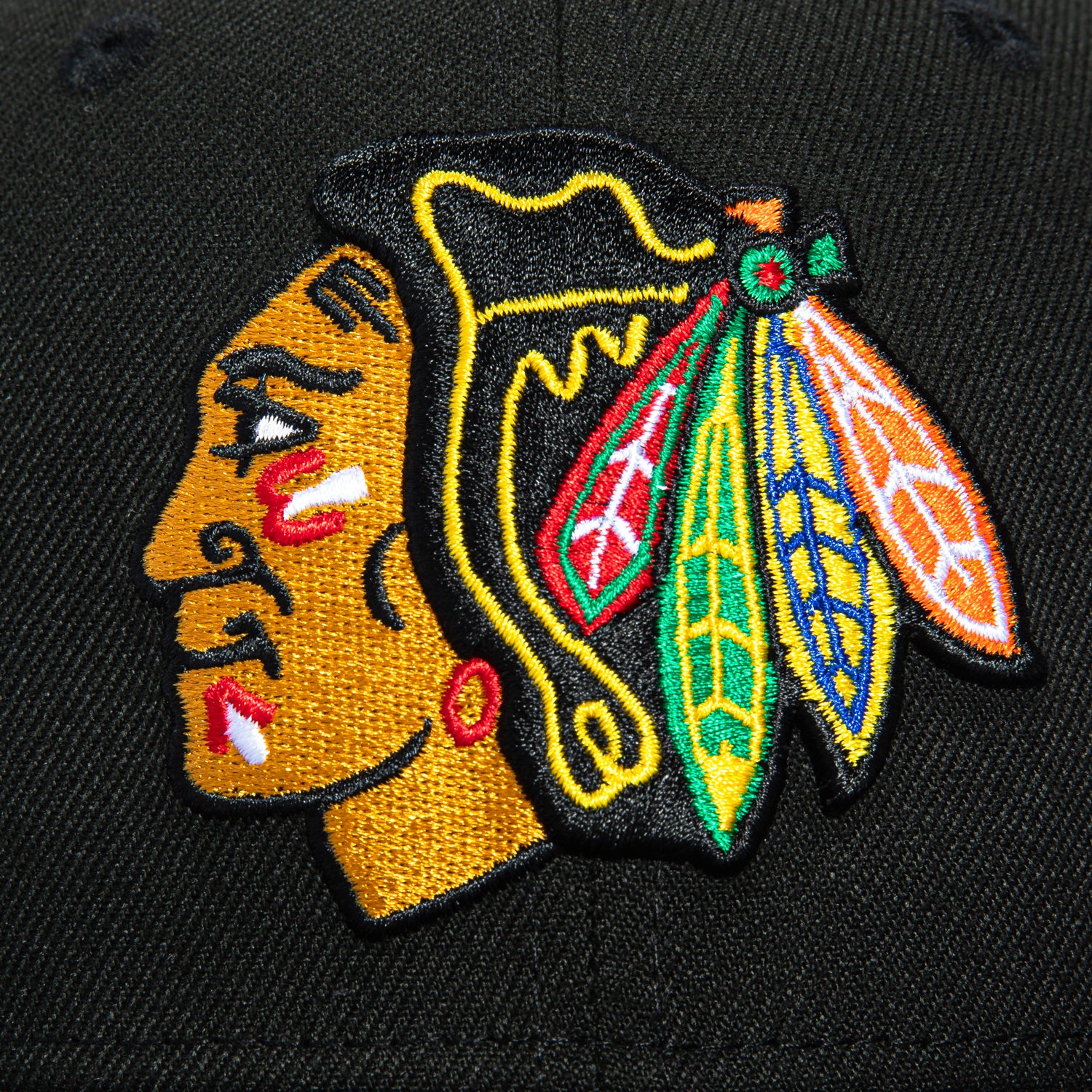 New Era 59Fifty Chicago Blackhawks Snapback Hat - Black & Graphite NHL Team Logo Cap for Men & Women - Perfect for Game Day, Sports Events & Streetwear Fashion