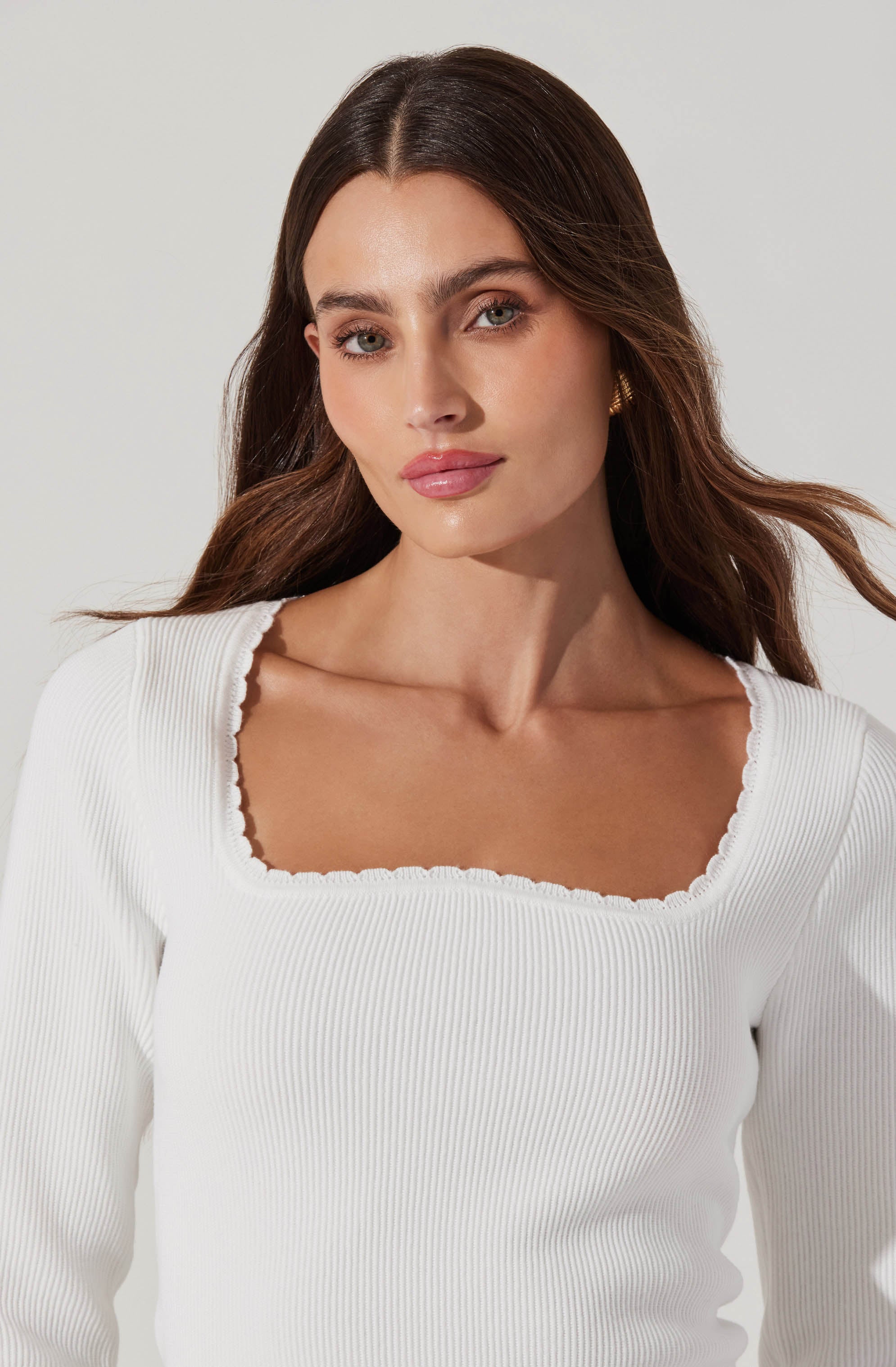 Scallop Trim Ribbed Knit Top Women's Casual T-Shirt for Everyday Wear & Layering | Trendy Fall Fashion Essential