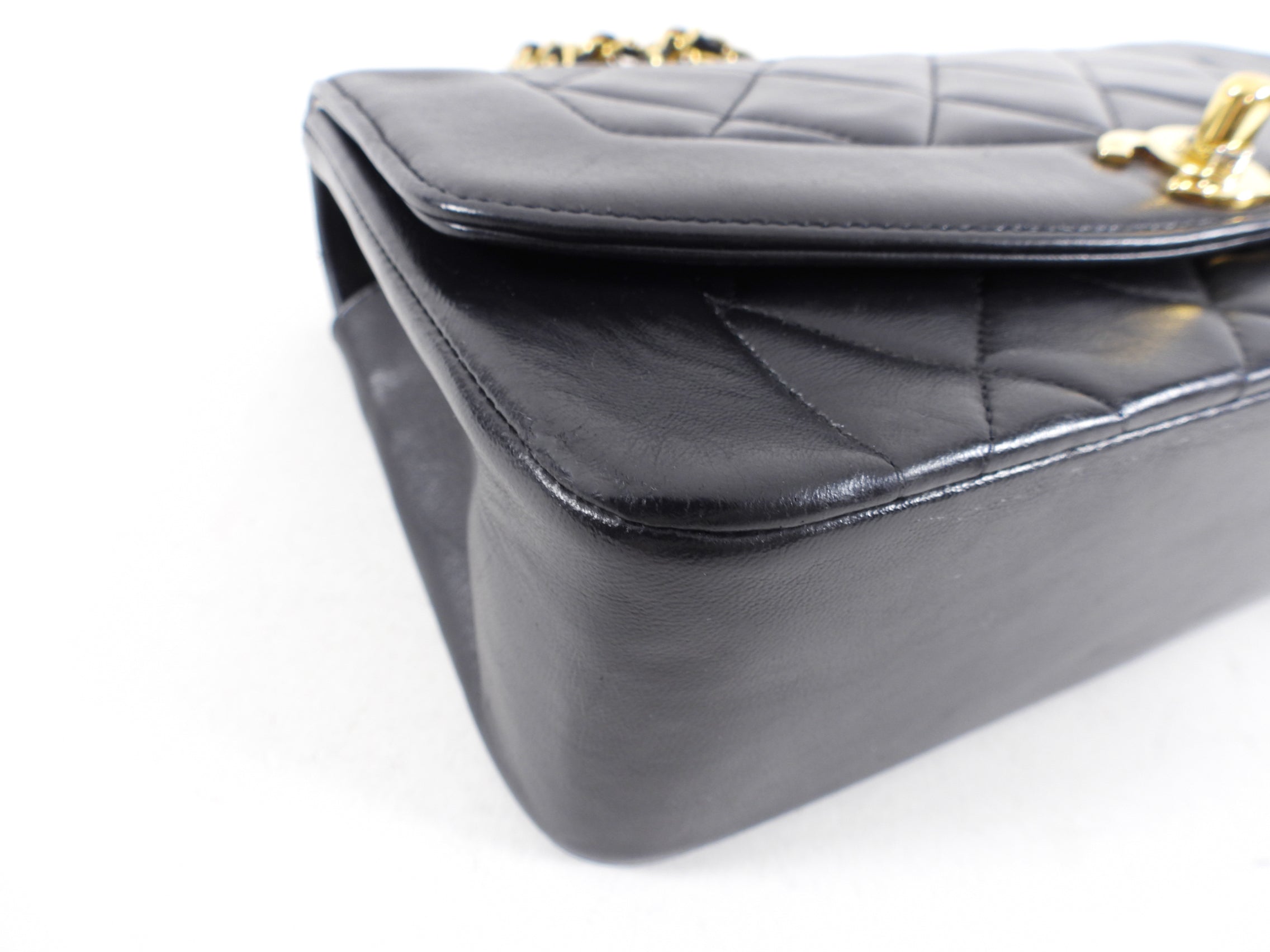 Vintage Chanel 1991 Small Black Leather Quilted Diana Flap Bag - Luxury Designer Handbag for Women, Perfect for Evening Parties & Special Occasions