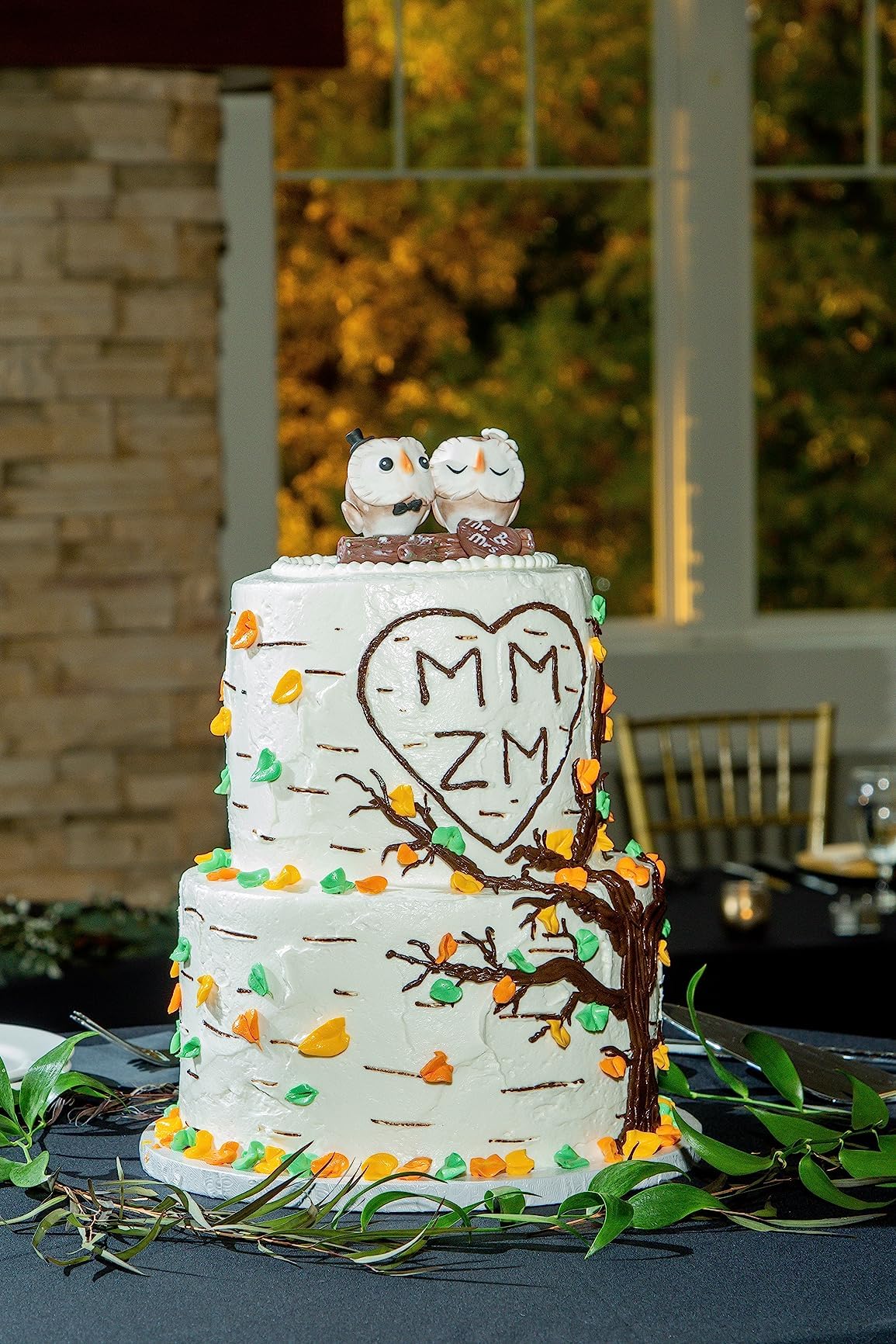 Handmade Owl Wedding Cake Topper - Romantic Love Bird Couple Figurine for Garden, Spring, Summer, Autumn & Winter Weddings 2025 | Perfect for Rustic, Boho, and Outdoor Wedding Decorations