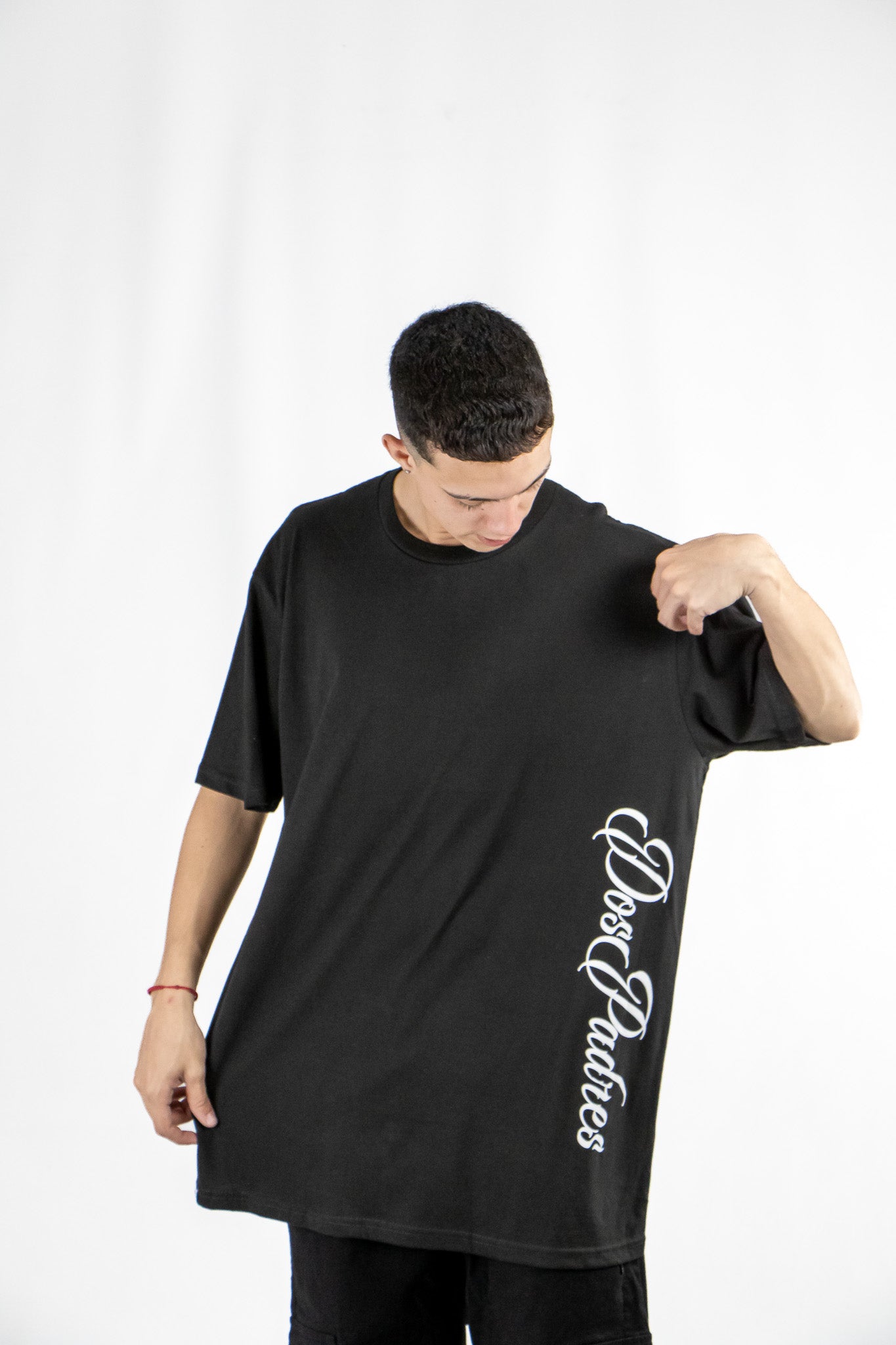 Remera Dos Padres H Bones Black 6G - Premium Quality T-Shirt for Men | Perfect for Casual Wear, Street Style & Everyday Comfort
